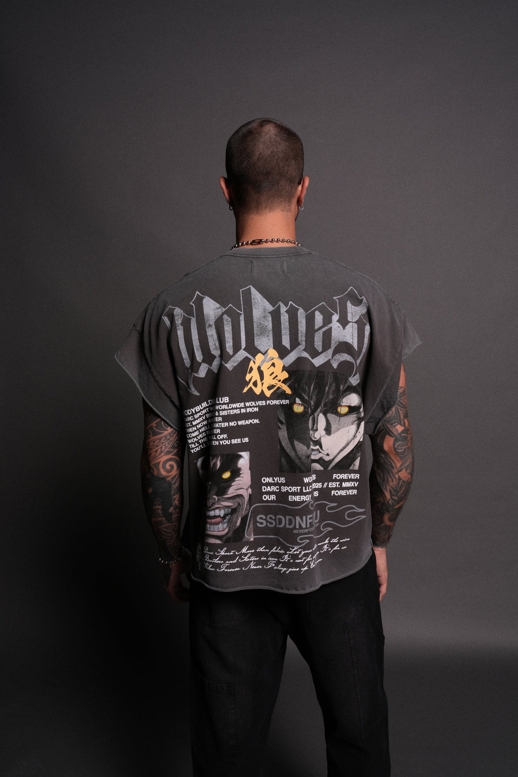 Hanma Legacy Grunge Cut-Off Tee in Wolf Gray — imagem 4