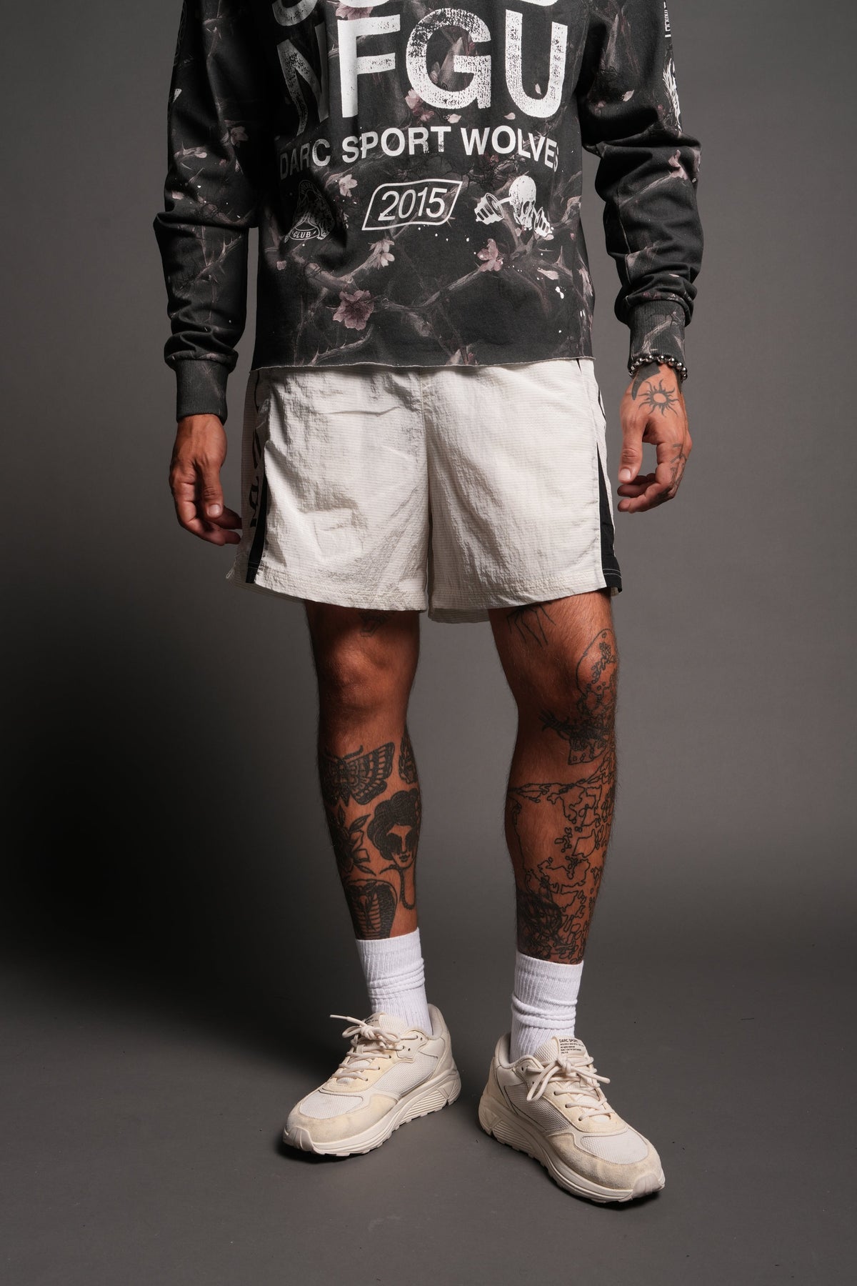 Wlvsfrvr Zdan Shorts In Cream - imagem 2