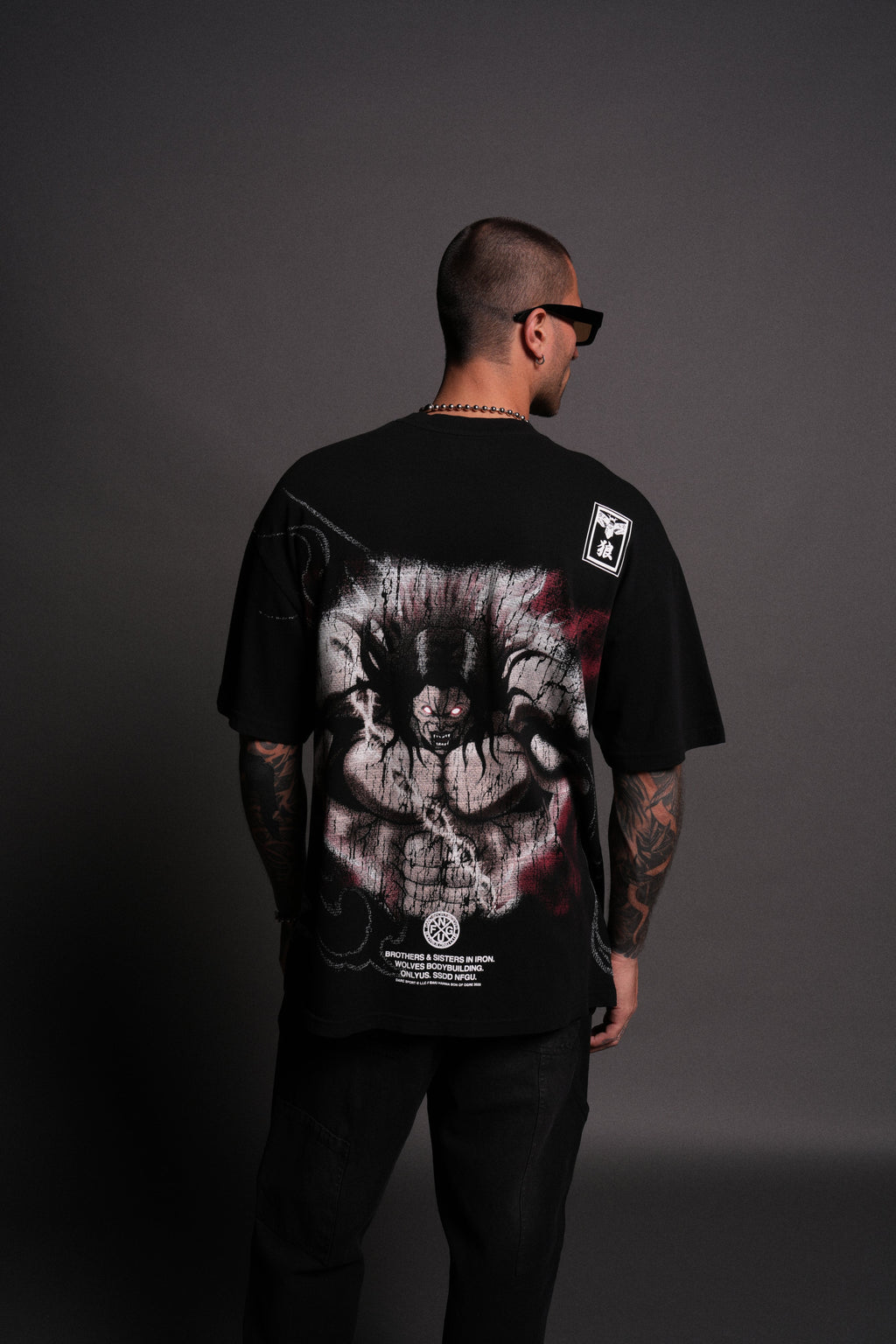 Apex Predator "Side By Side" Series Premium Oversized Tee in Black — imagem 4