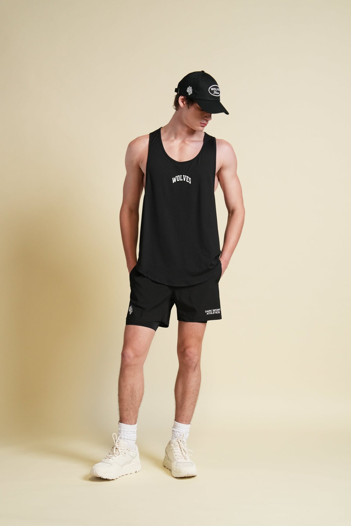 Loyalty Forever "Dry Wolf" Drop Tank in Black — imagem 5