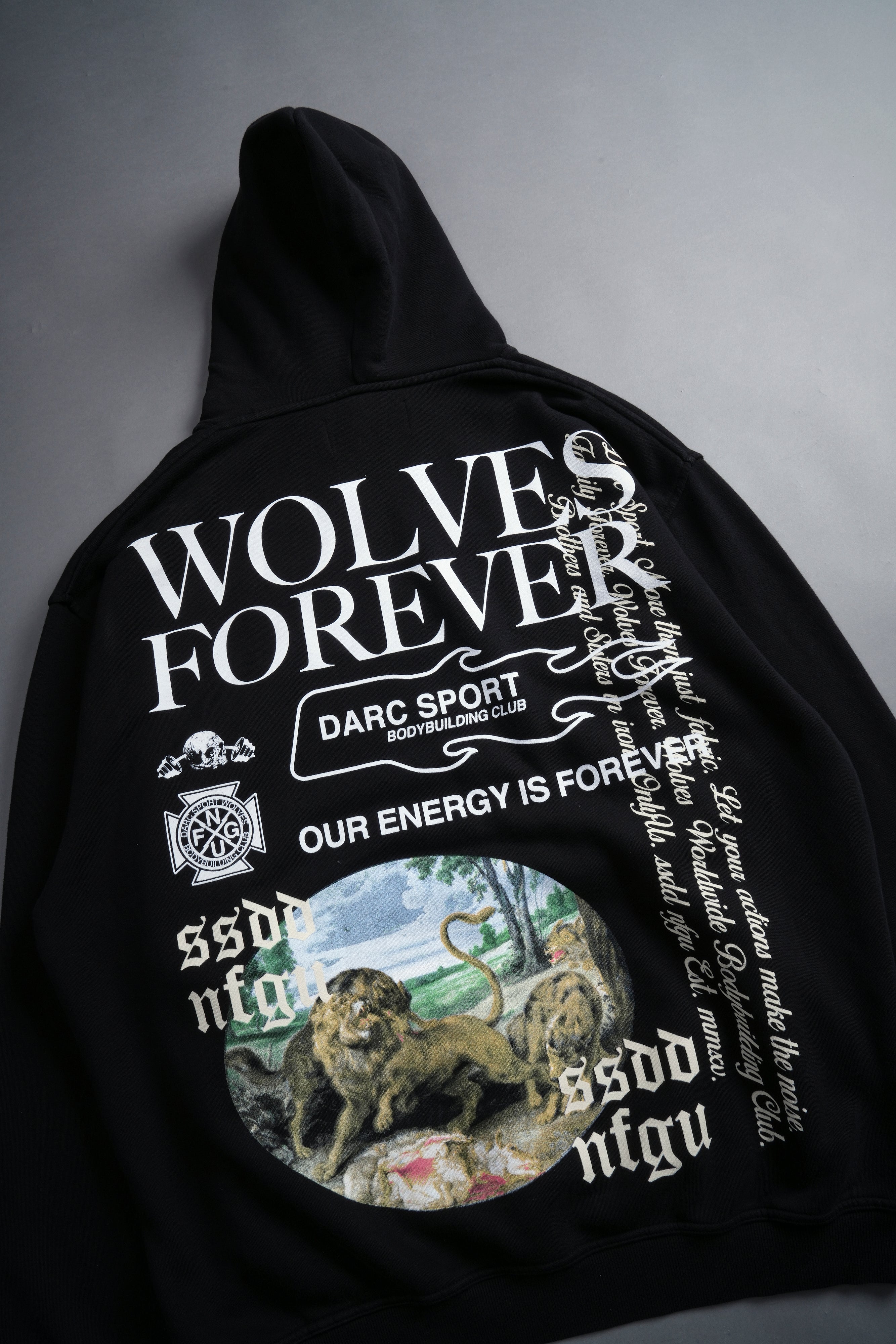 Three Wolves "Pierce" Hoodie in Black — imagem 10