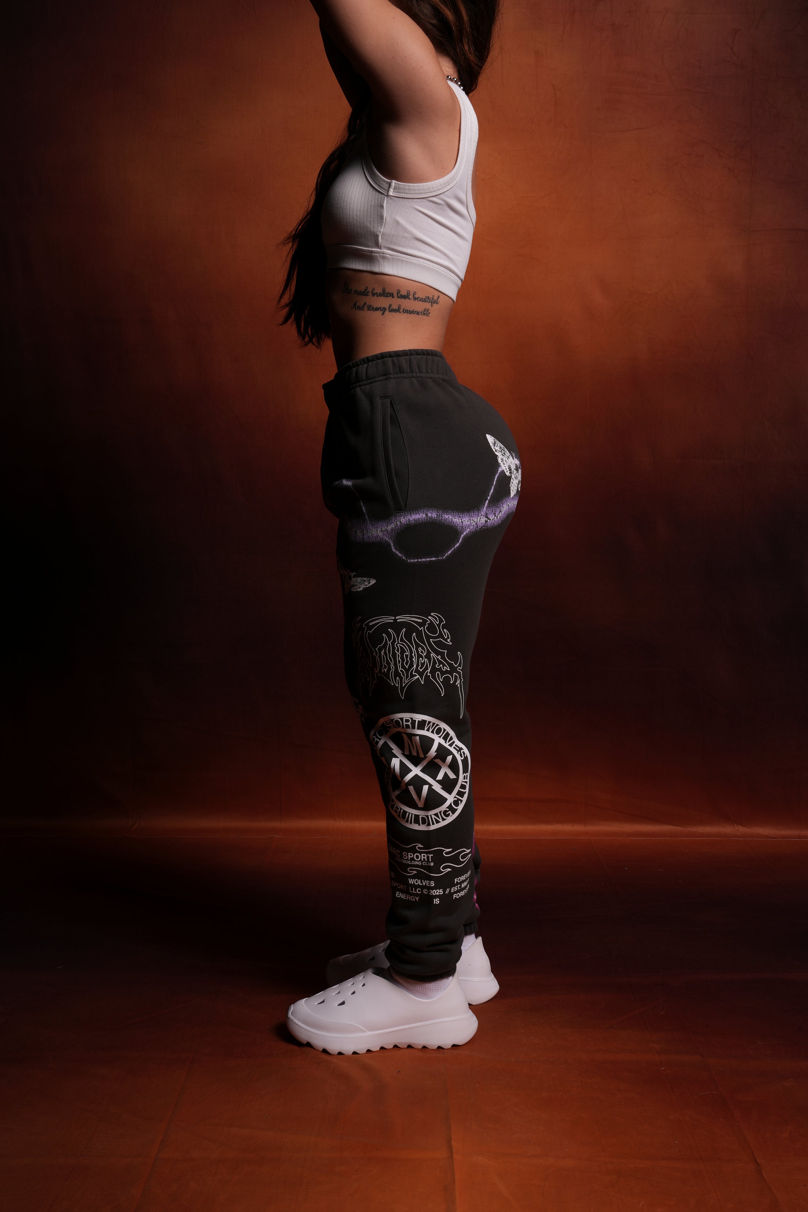 Charged Up She Post Lounge Sweats in Wolf Gray — imagem 2