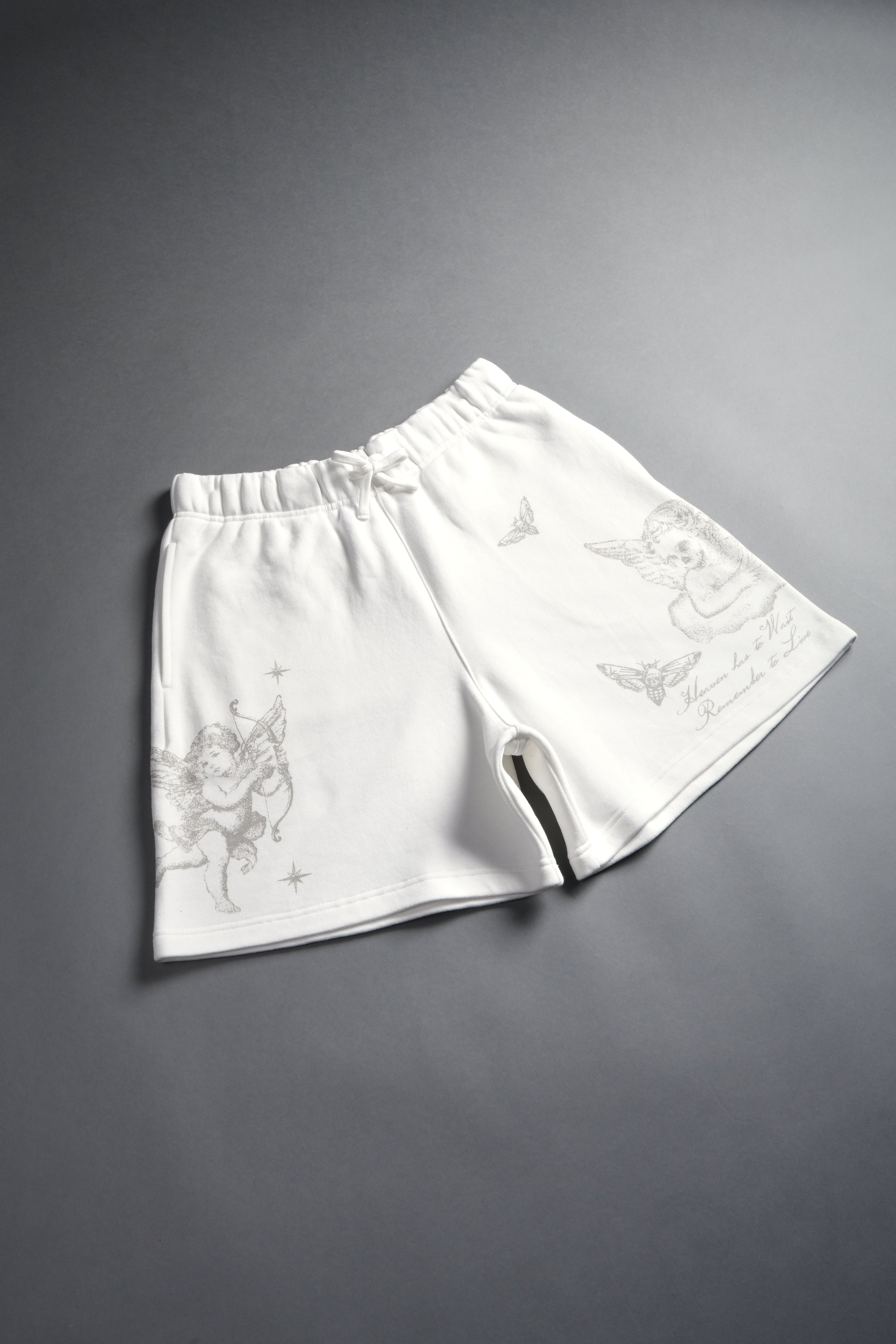 Fallen Cherub Oversized Post Lounge Sweat Shorts in Cream — imagem 3
