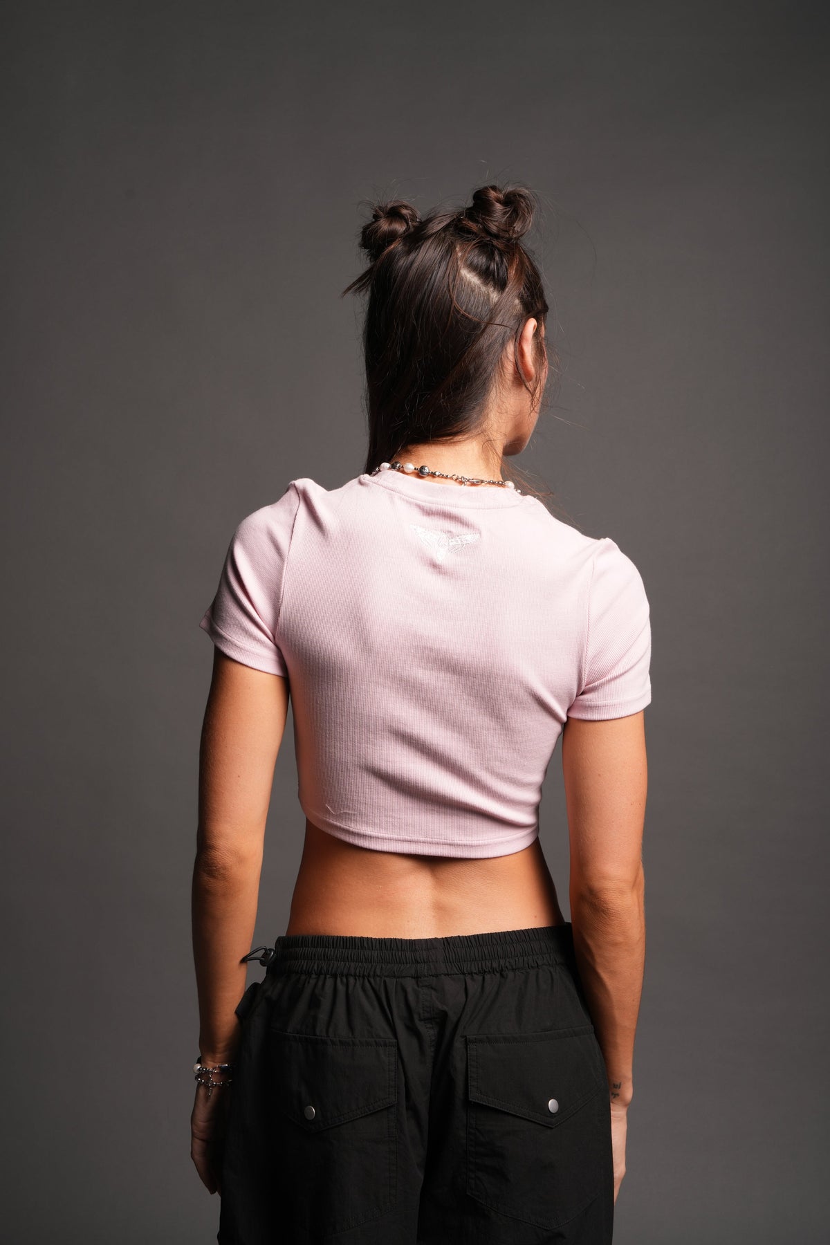 She Pyramid  Ribbed Baby Tee In Blush Pink — imagem 2