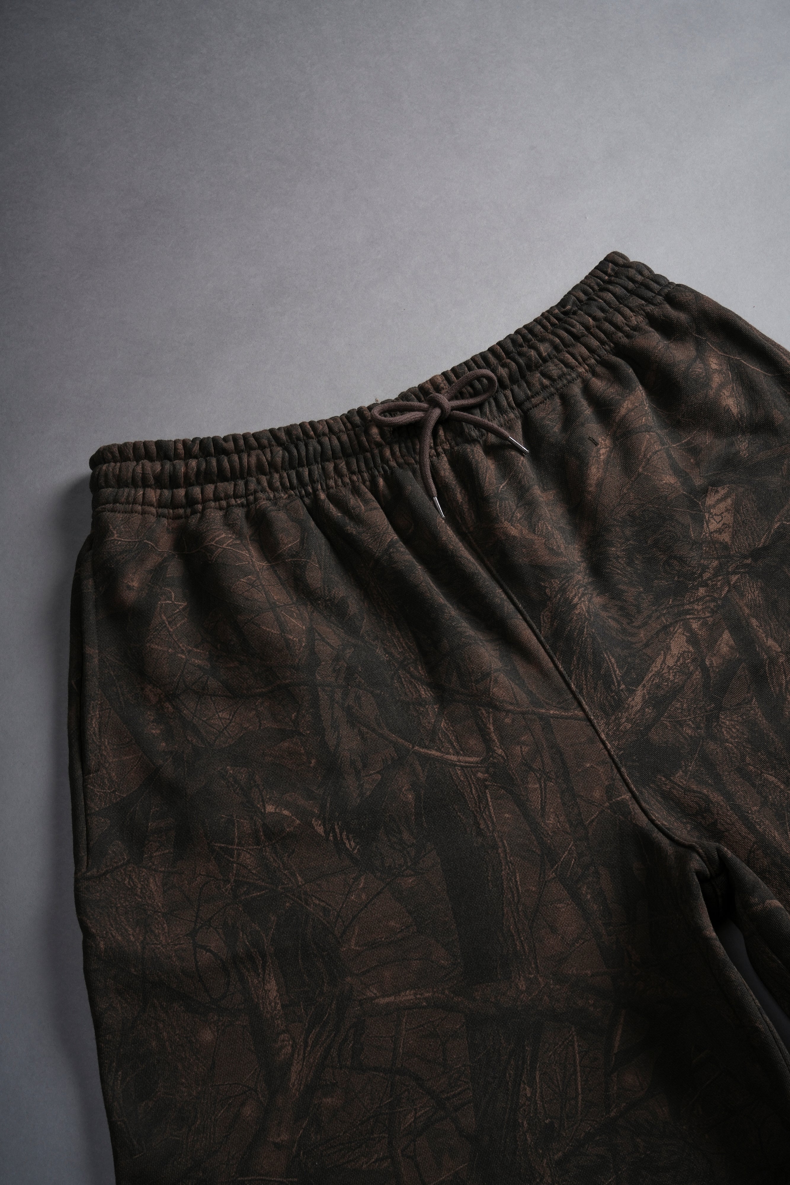 Dual Oversized Osiris Sweat Shorts in Brown Driftwood Forest Camo — imagem 6