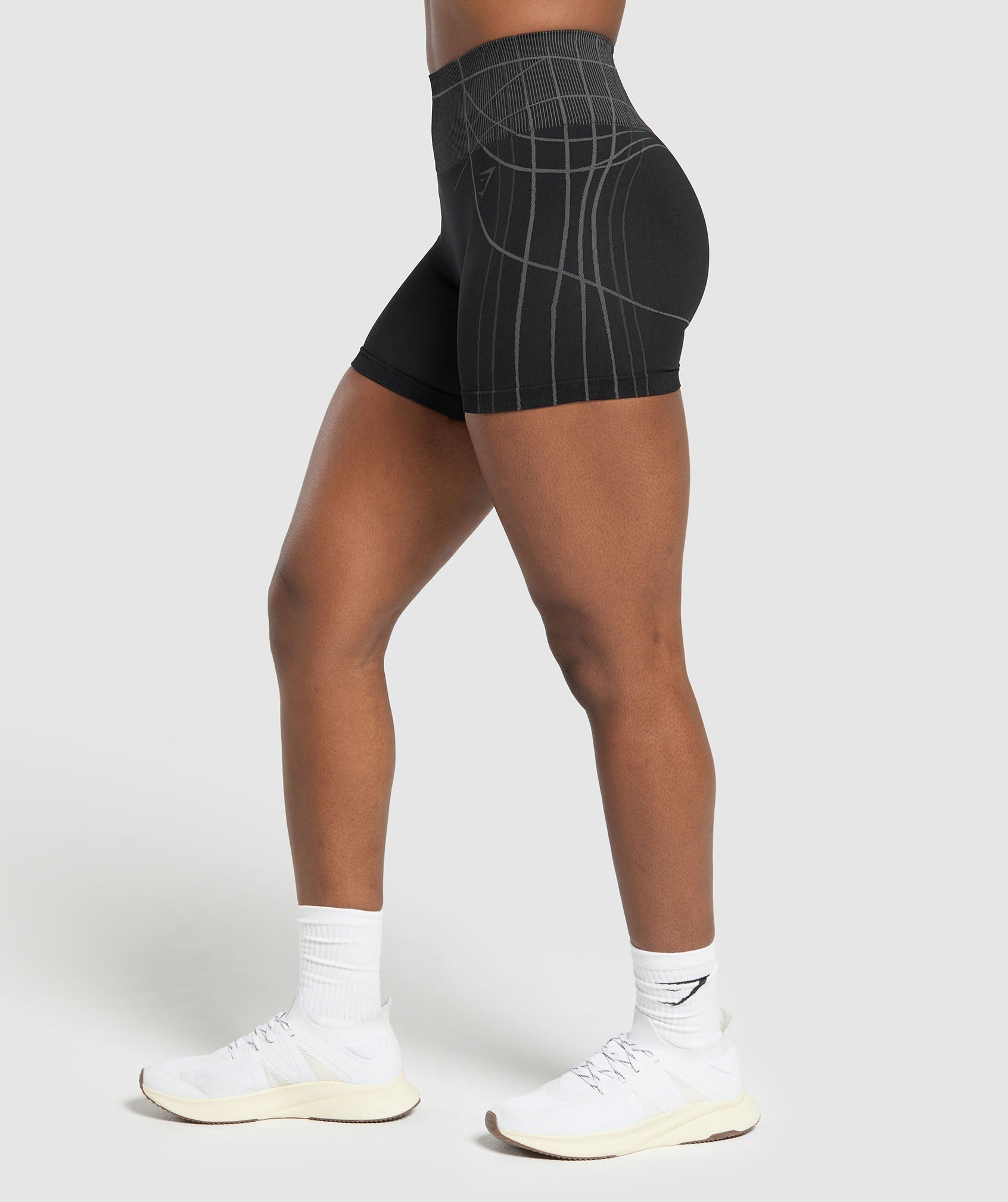 Apex Seamless Shorts - Black/Graphite Grey — imagem 4