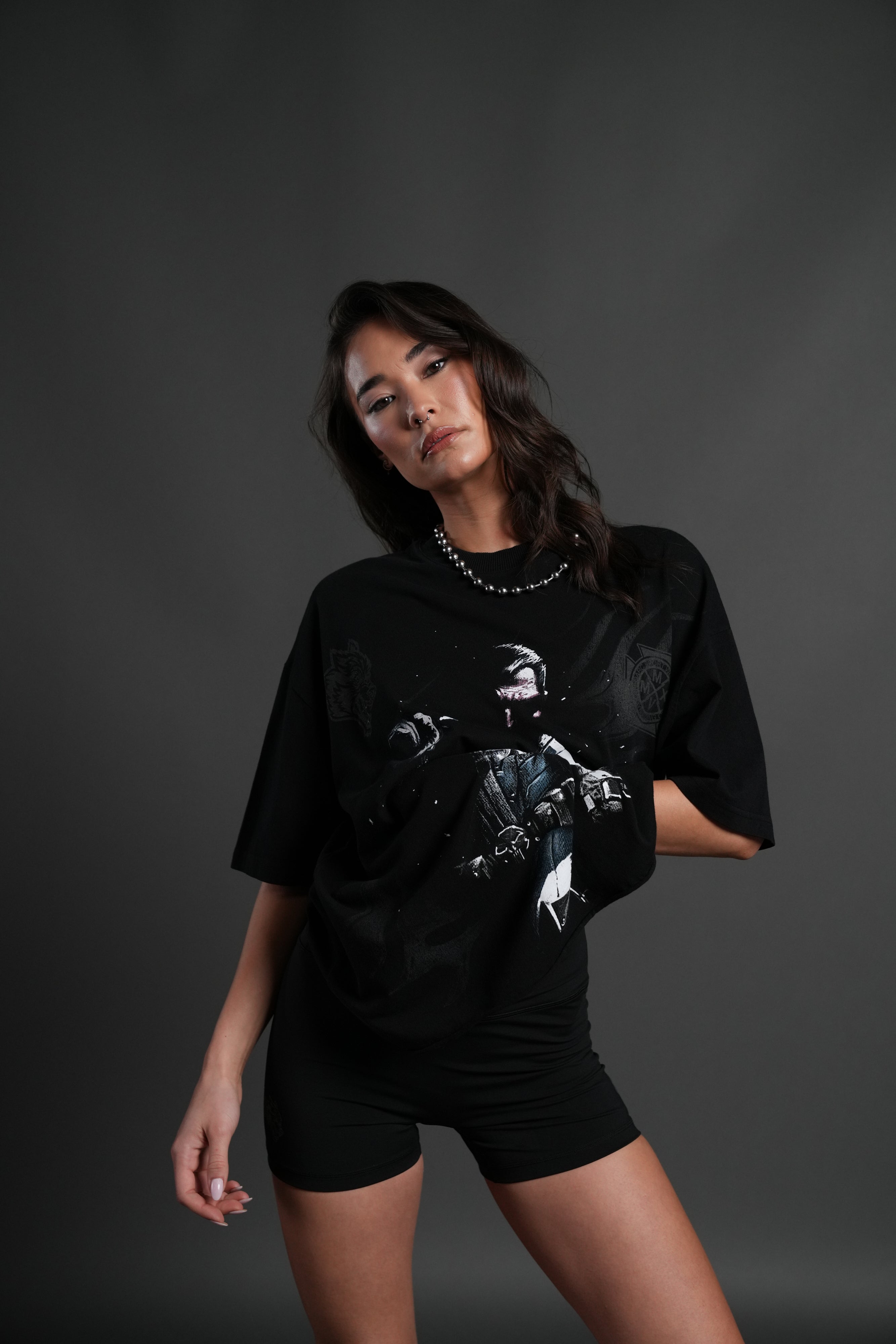 Punisher Grunge Mid-Length Raw Hem Tee in Black