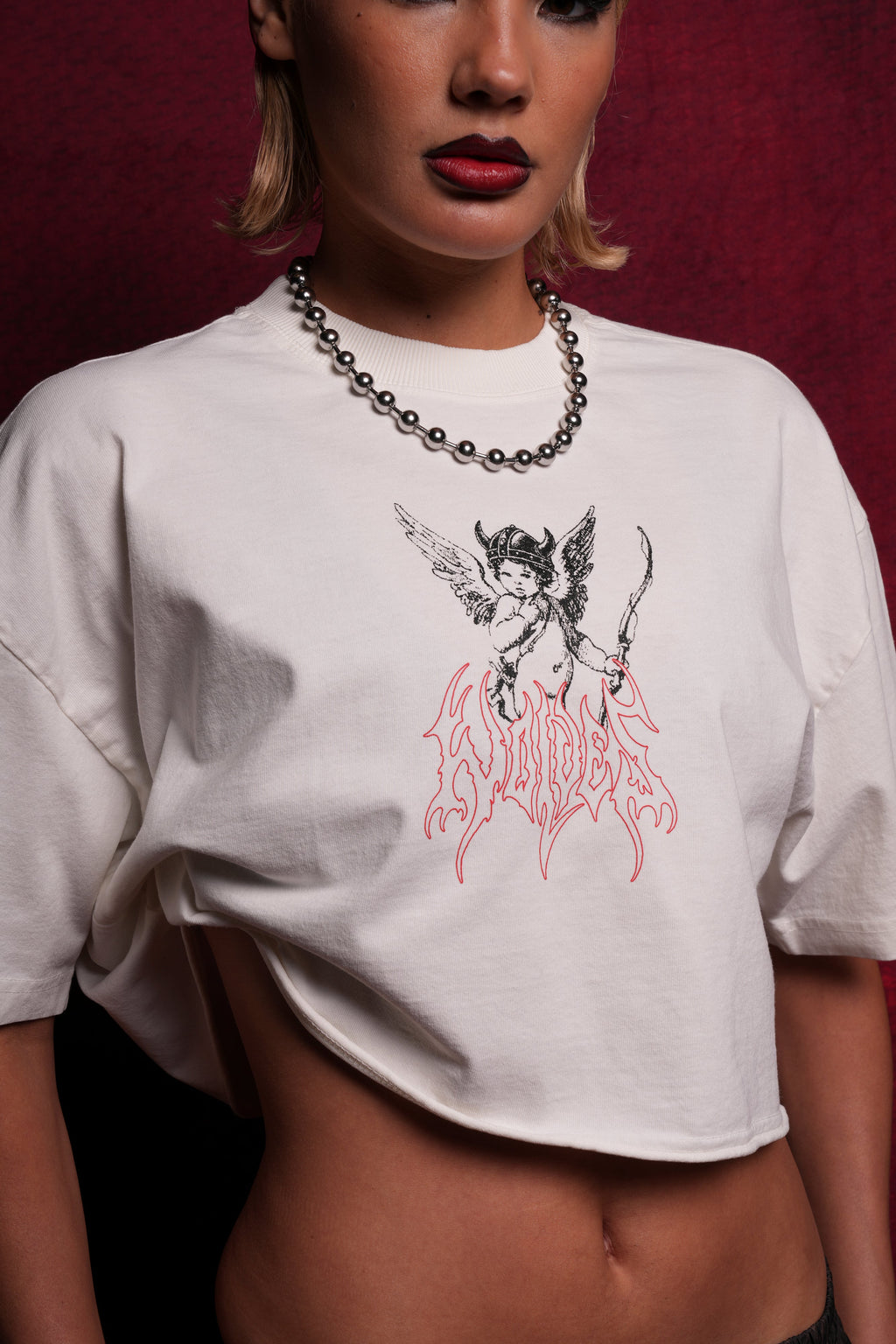 Viking Cherub "Grunge" Oversized (Cropped) Tee in Cream — imagem 3