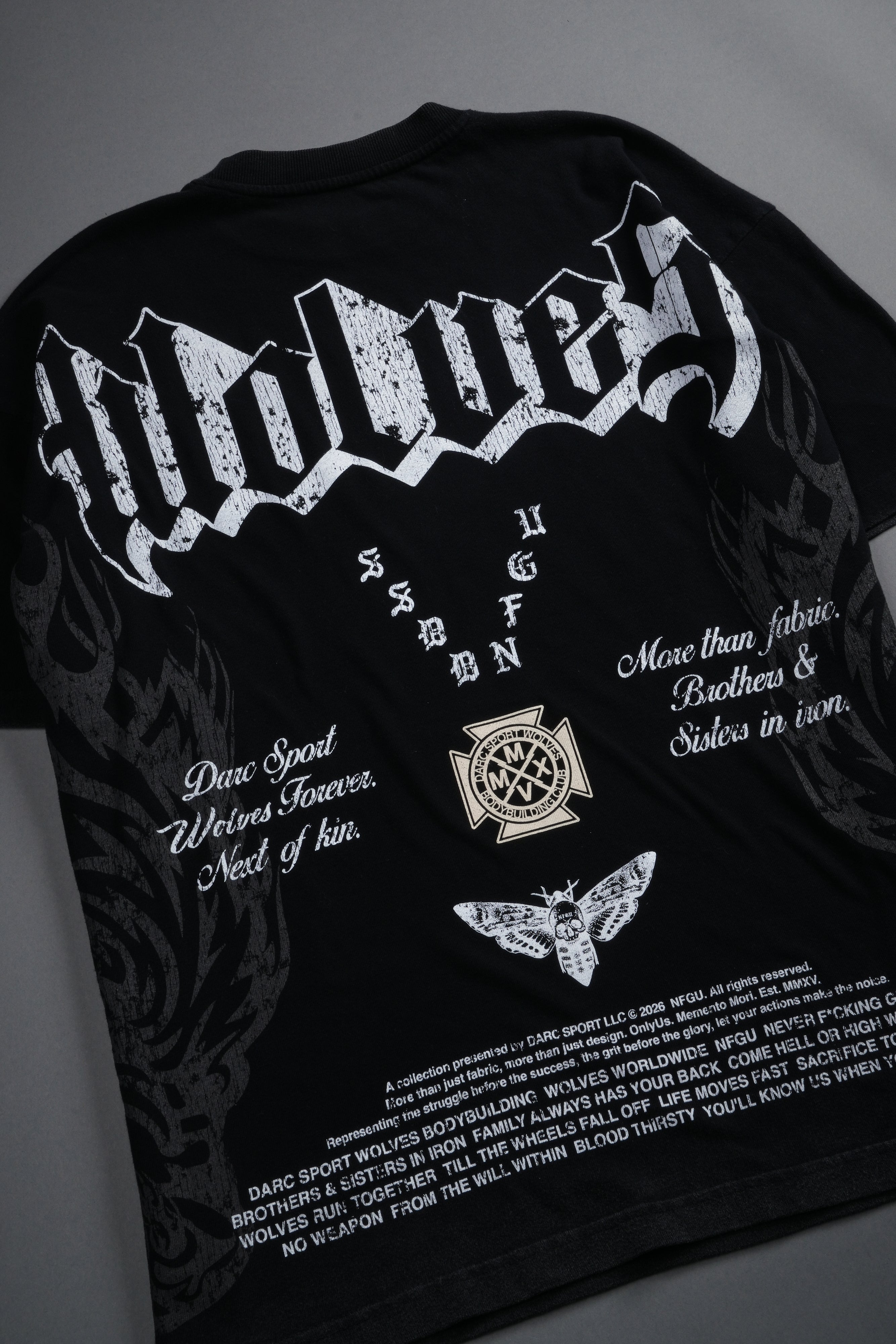 Wlvs Fire Premium Oversized Tee in Black — imagem 10
