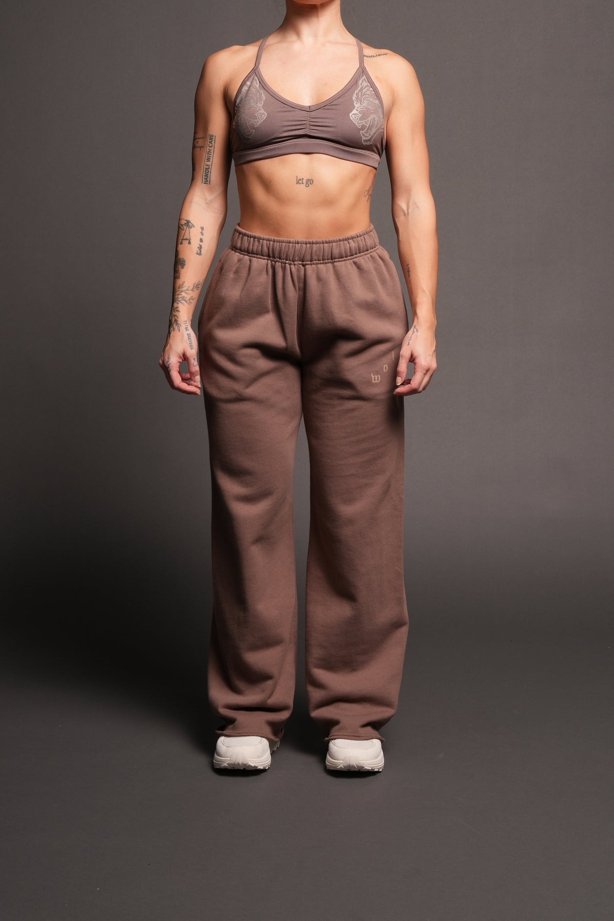 She Wolf Pyramid Big Cozy Sweats In Mojave Brown - imagem 1