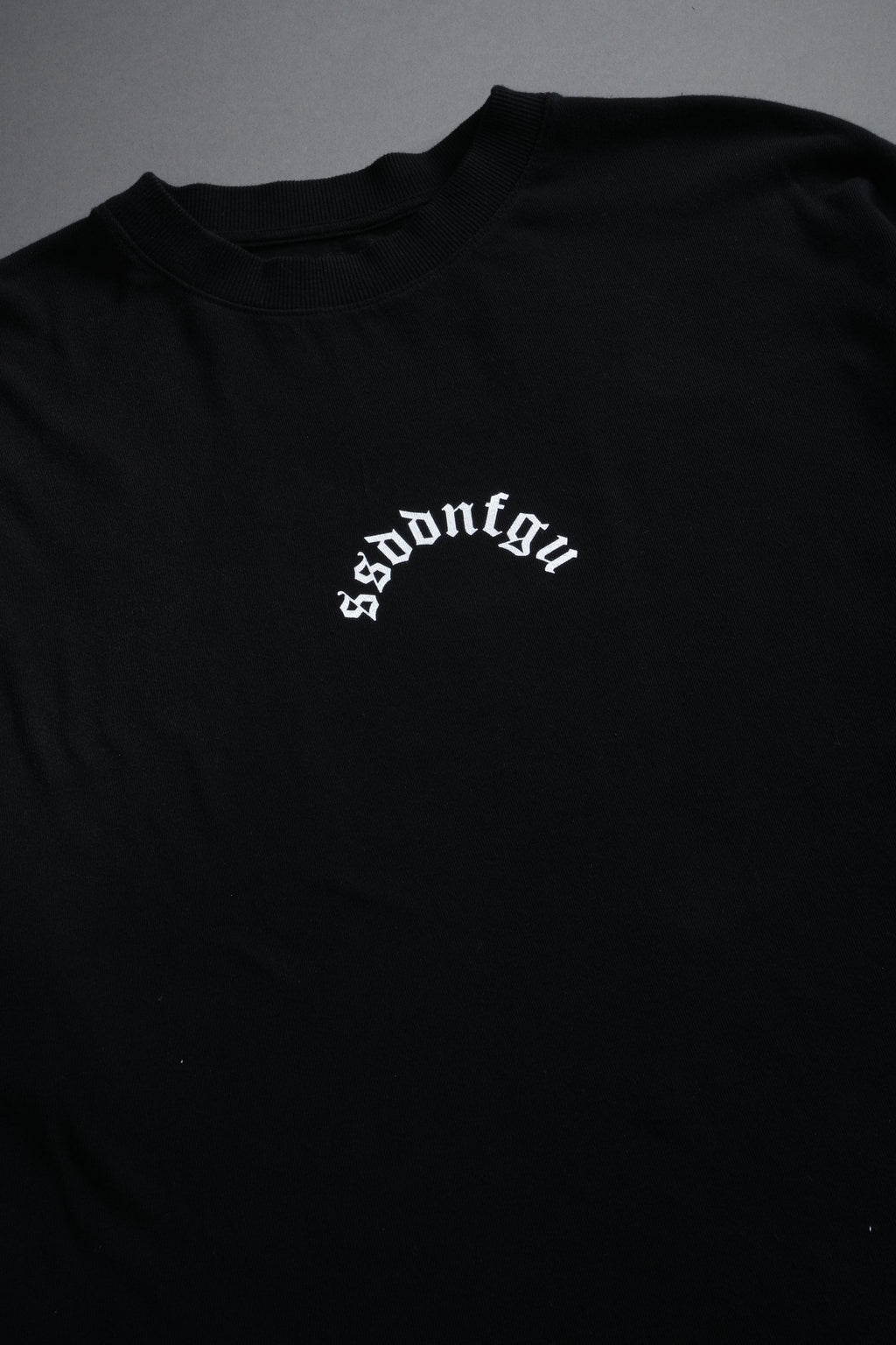 Our Sacrifice Premium Oversized Tee in Black Sun Fade — imagem 9