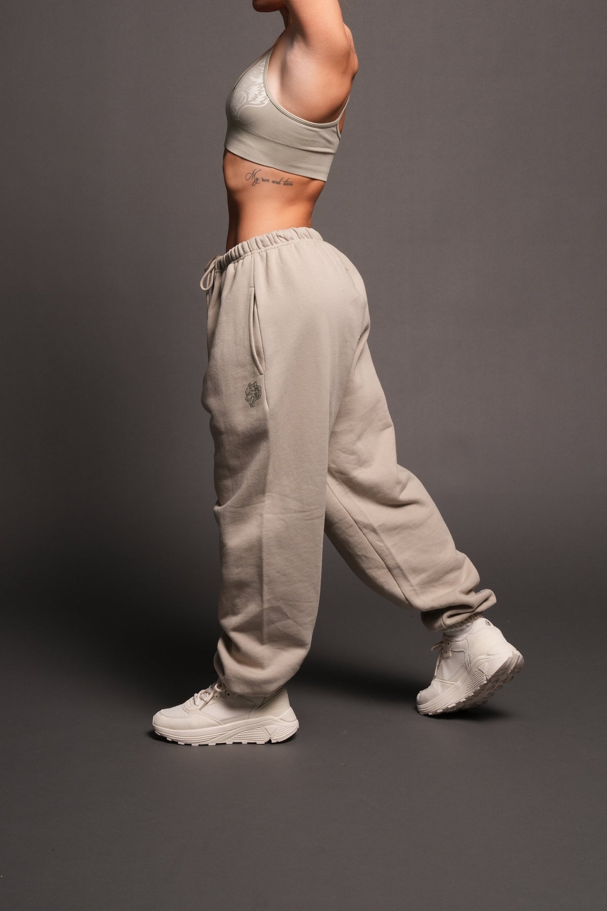 Dual Lightweight Lounger Sweat Pants In Cactus Gray - imagem 2