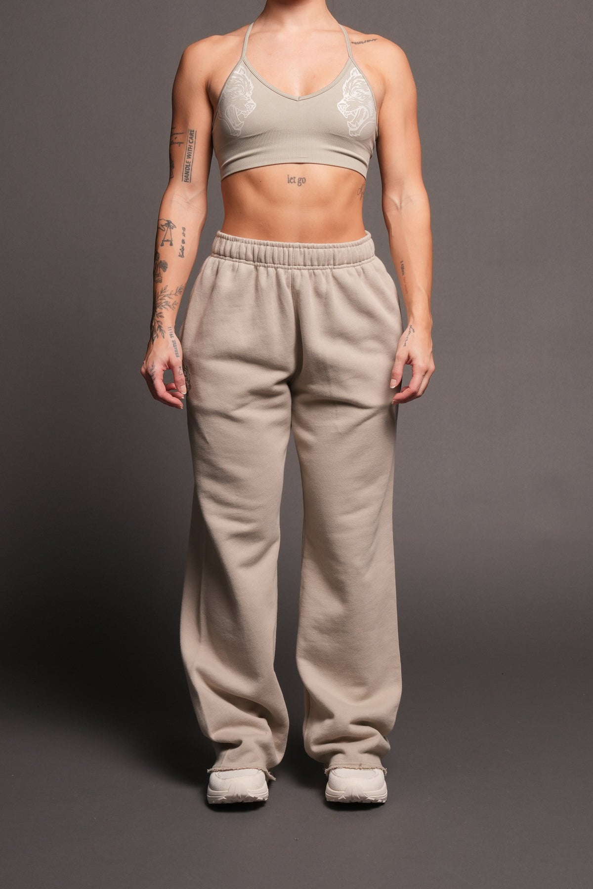 Dual Pyramid Big Cozy Sweats In Cactus Gray - imagem 1
