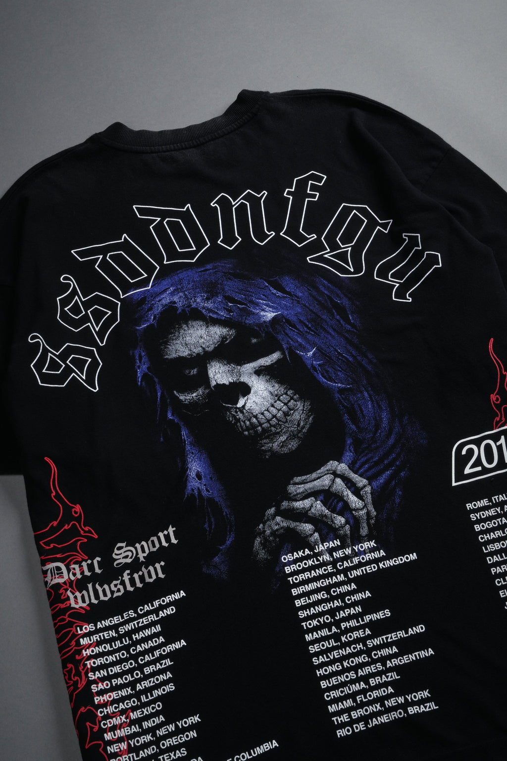 Reaper Tour Premium Oversized Tee in Black — imagem 11