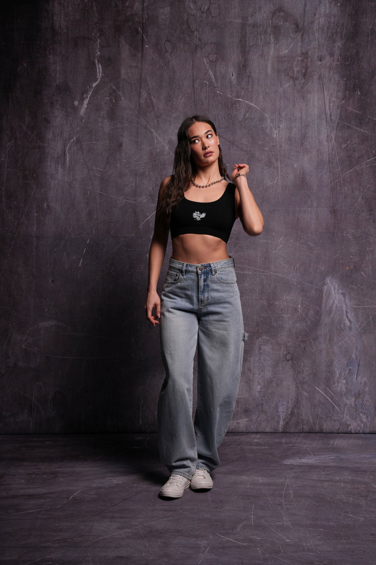 Roses While We're Here Wellness Bra in Black - imagem 4