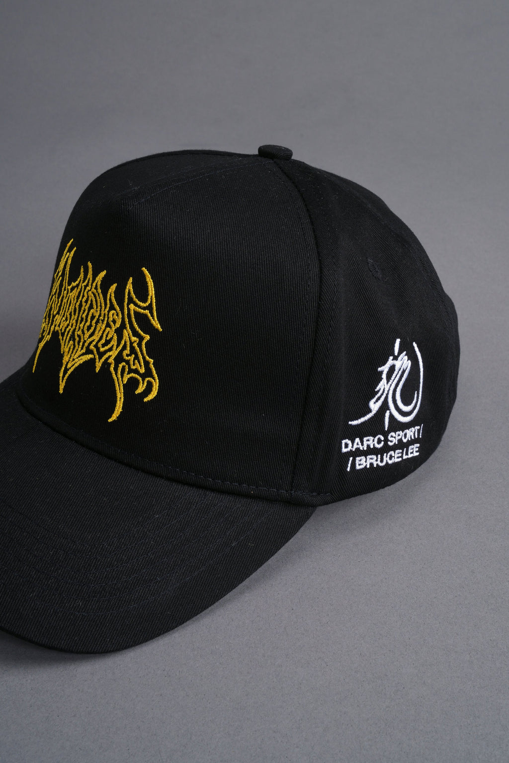 Don't Think, Feel! 5 Panel Hat in Black — imagem 5