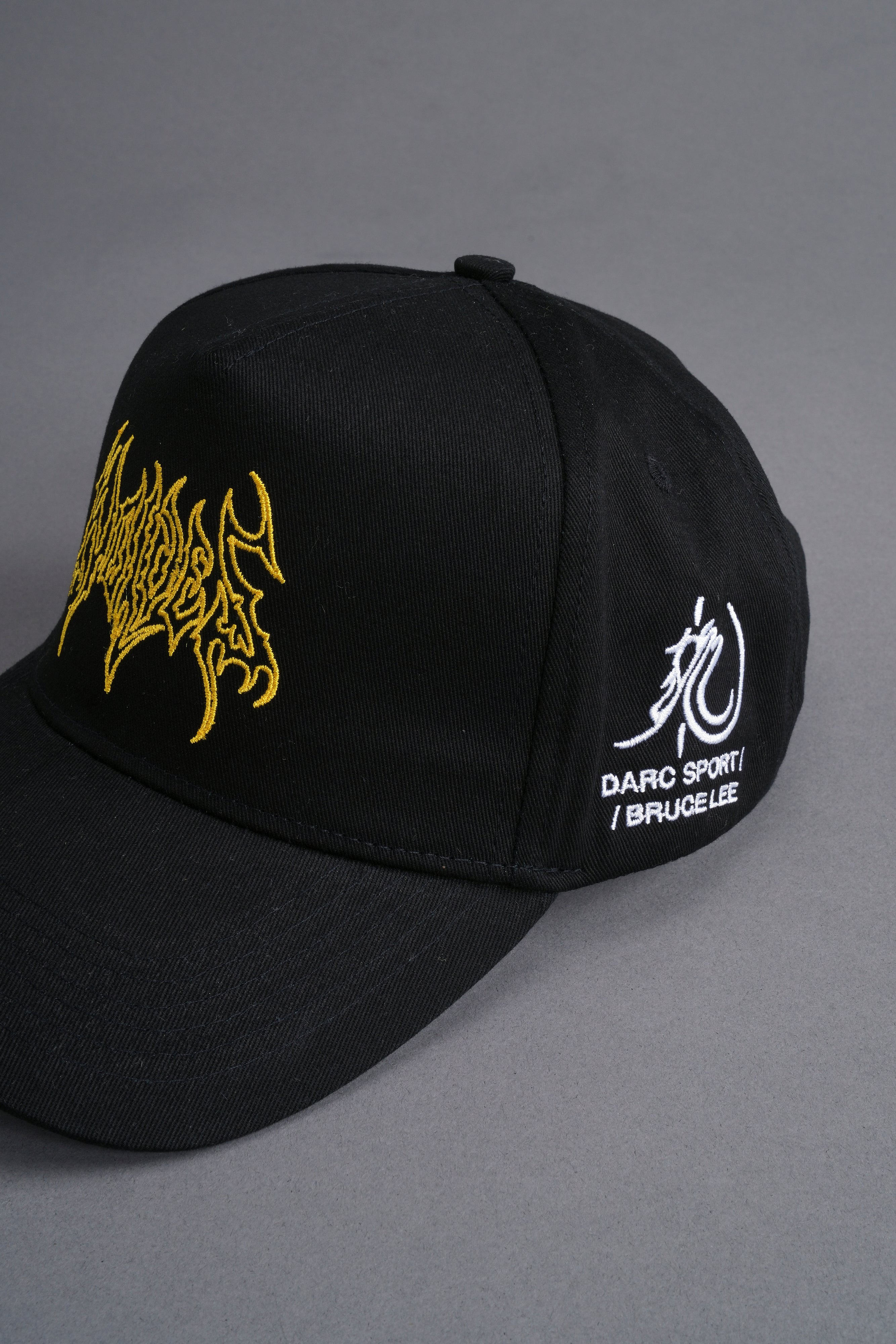 Don't Think, Feel! 5 Panel Hat in Black — imagem 5