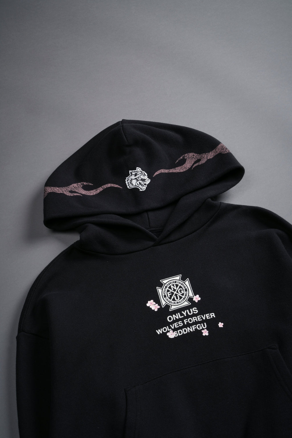Our Fire V2 "Owen" (Cropped) Hoodie in Black — imagem 8