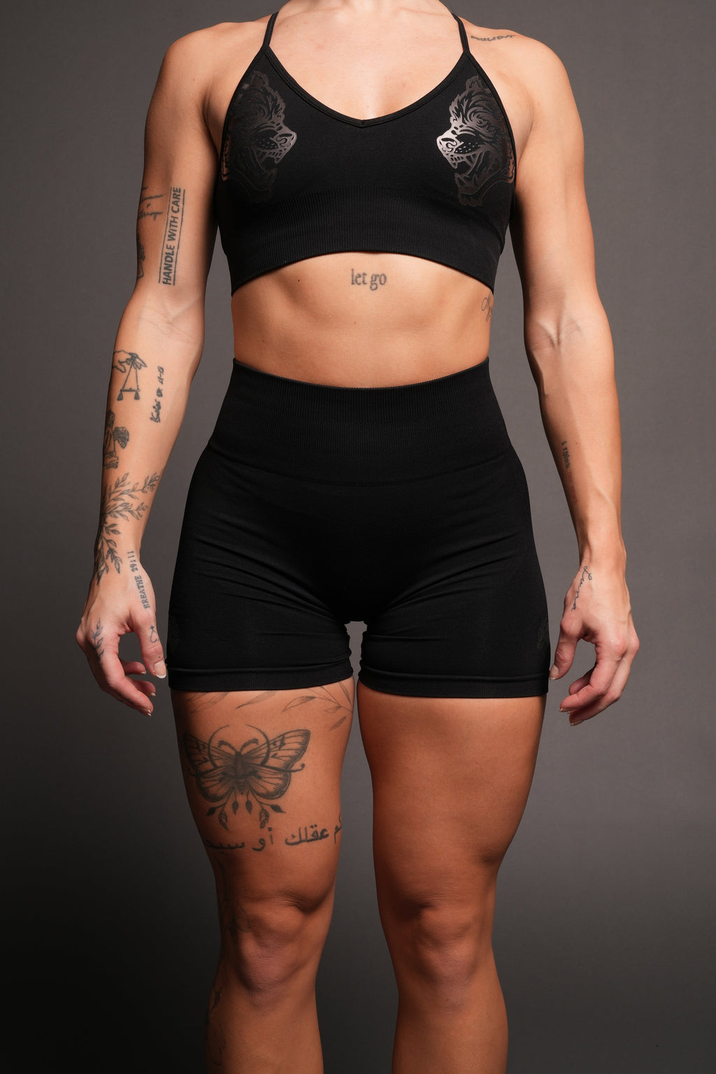 Dual She Wolf Seamless Everson Training Shorts In Black - imagem 2