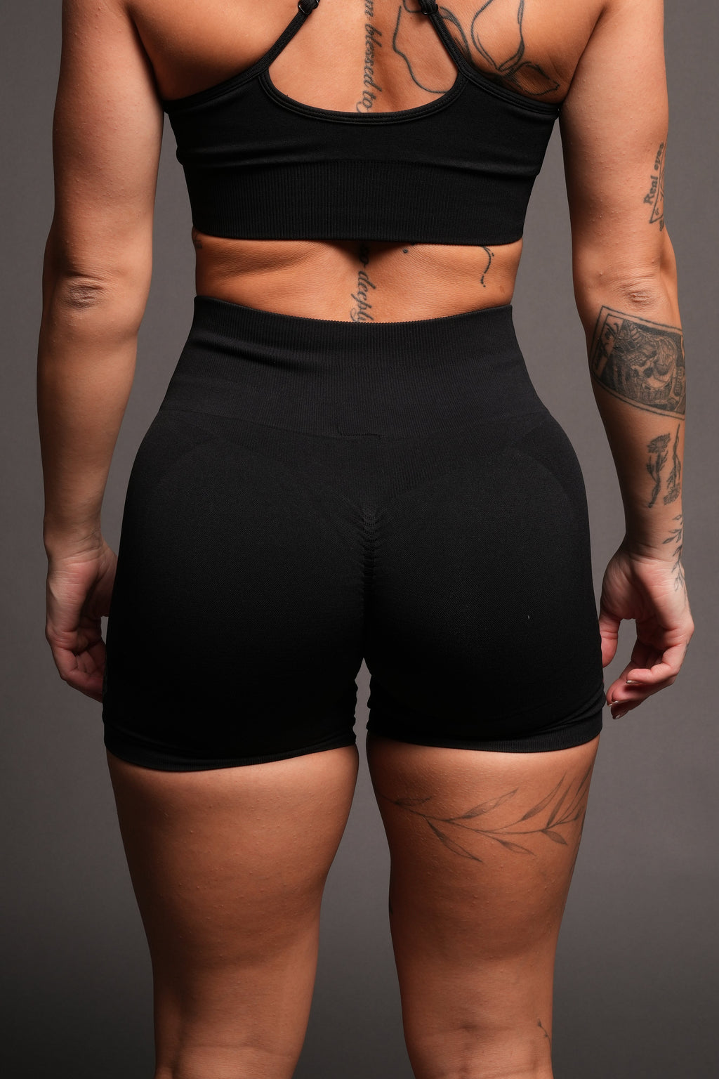 Dual She Wolf Seamless Everson Training Shorts In Black - imagem 4