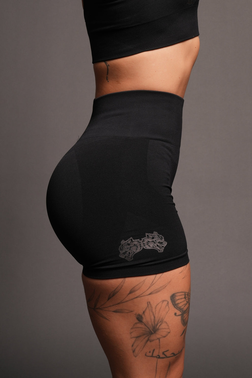 Dual She Wolf Seamless Everson Training Shorts In Black - imagem 5