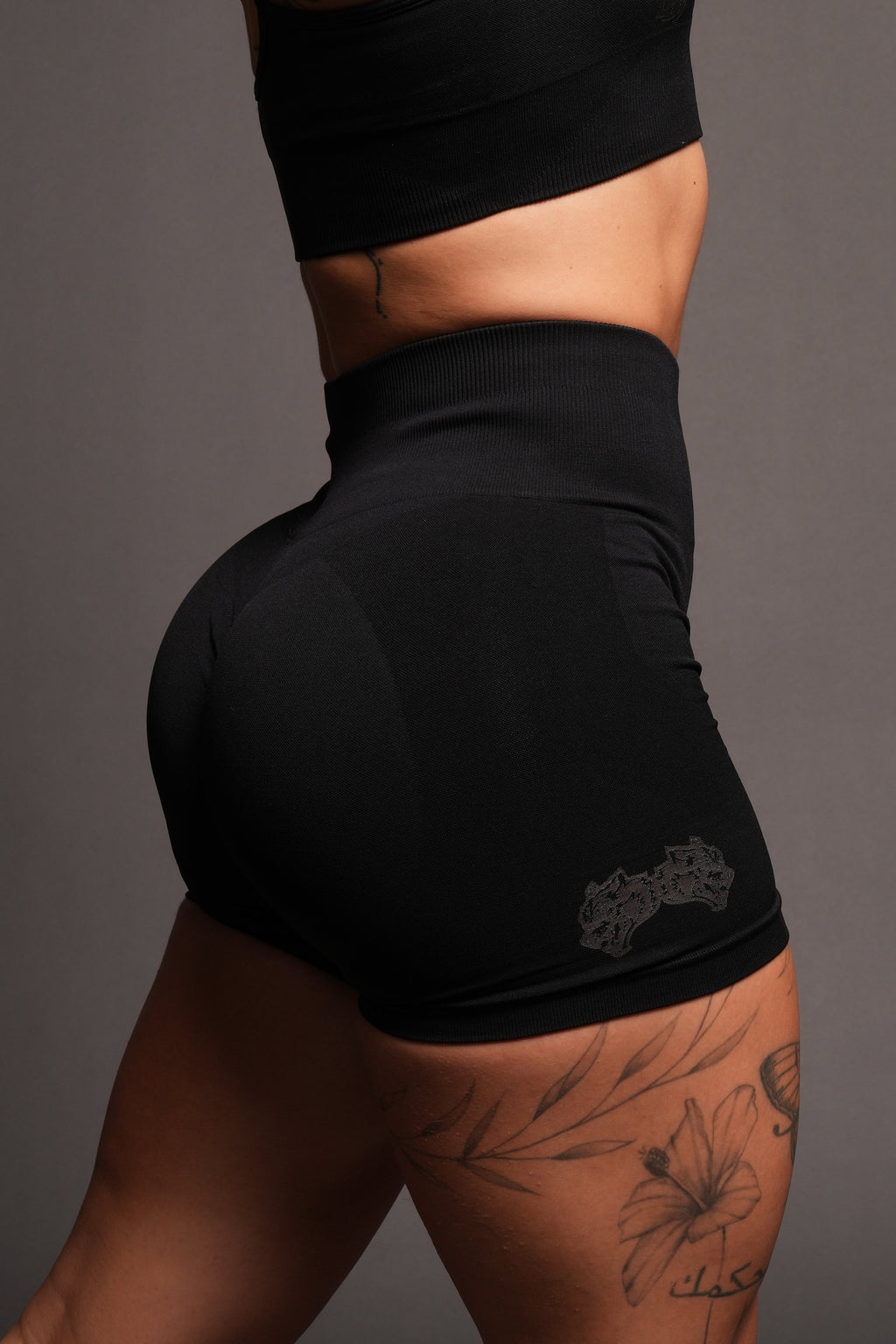 Dual She Wolf Seamless Everson Training Shorts In Black - imagem 6