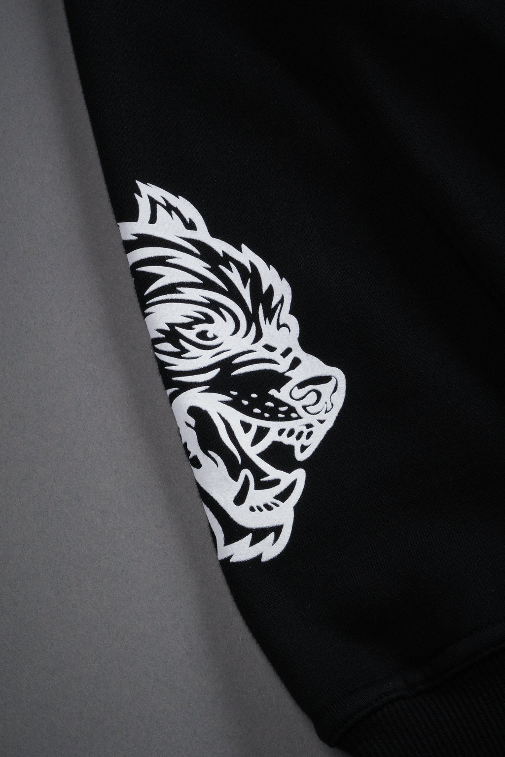 Wolves Club Cherub Pierce Hoodie in Black - imagem 10