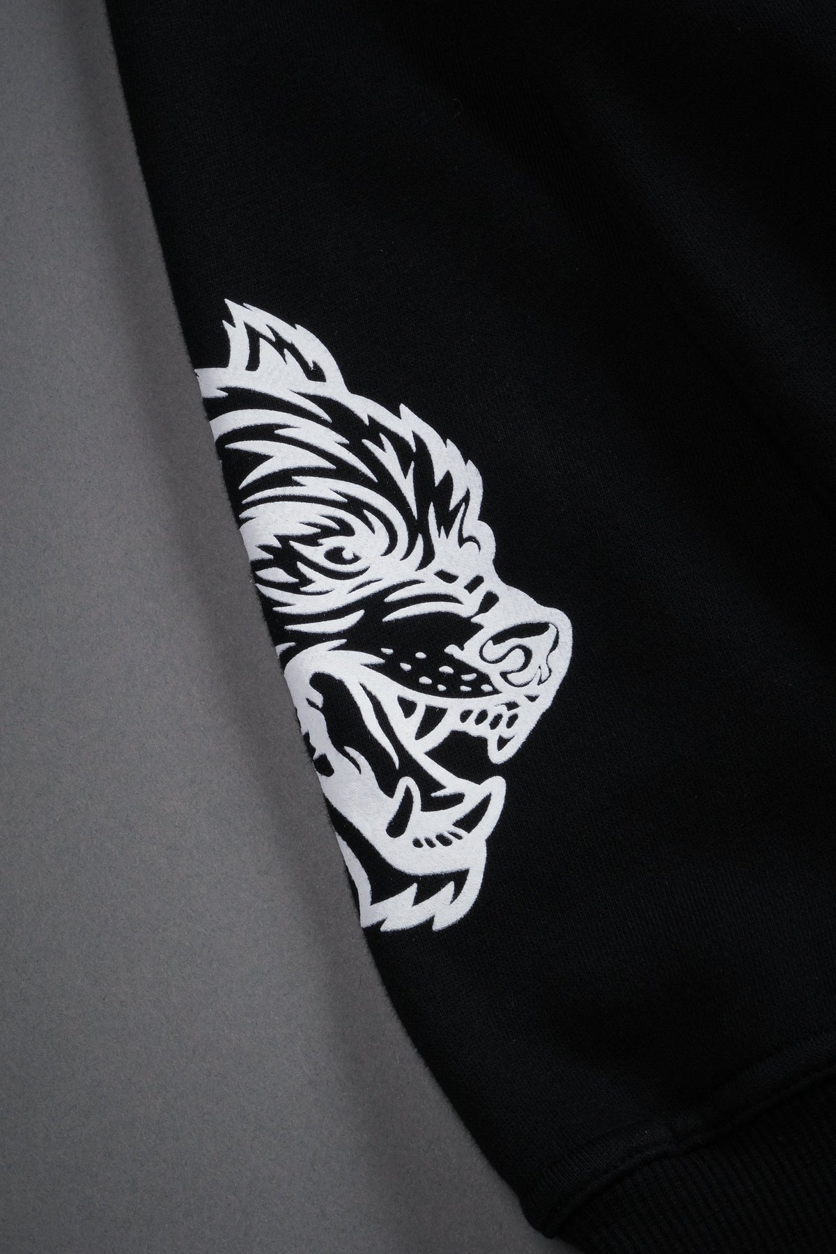 Wolves Club Cherub Pierce Hoodie in Black - imagem 10
