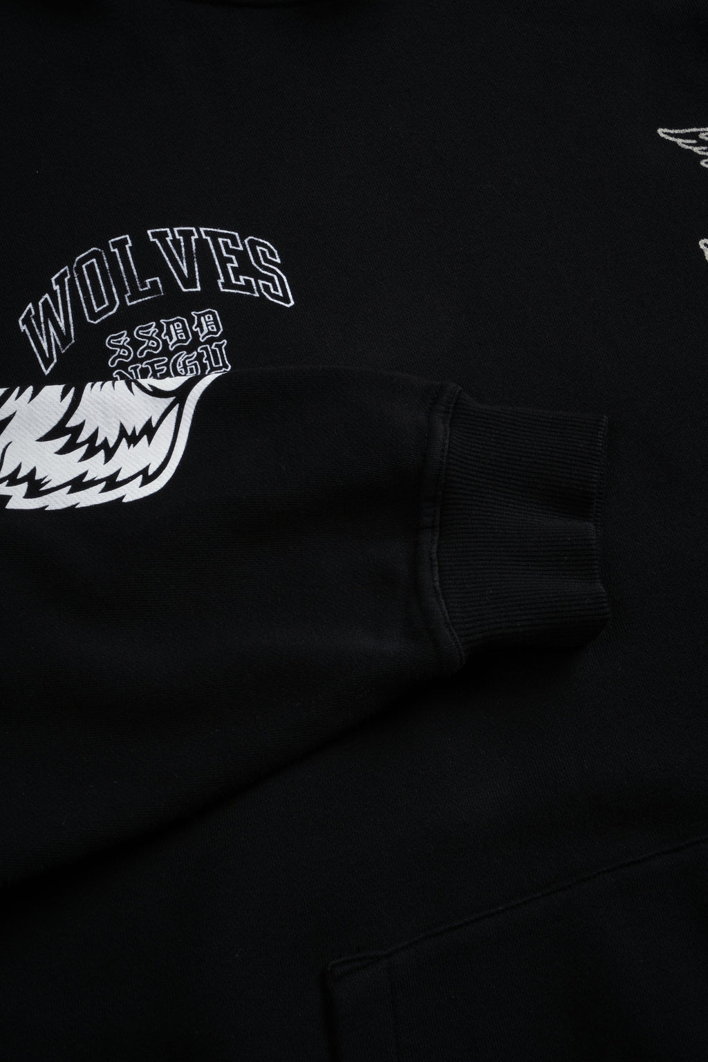 Wolves Club Cherub Pierce Hoodie in Black - imagem 11