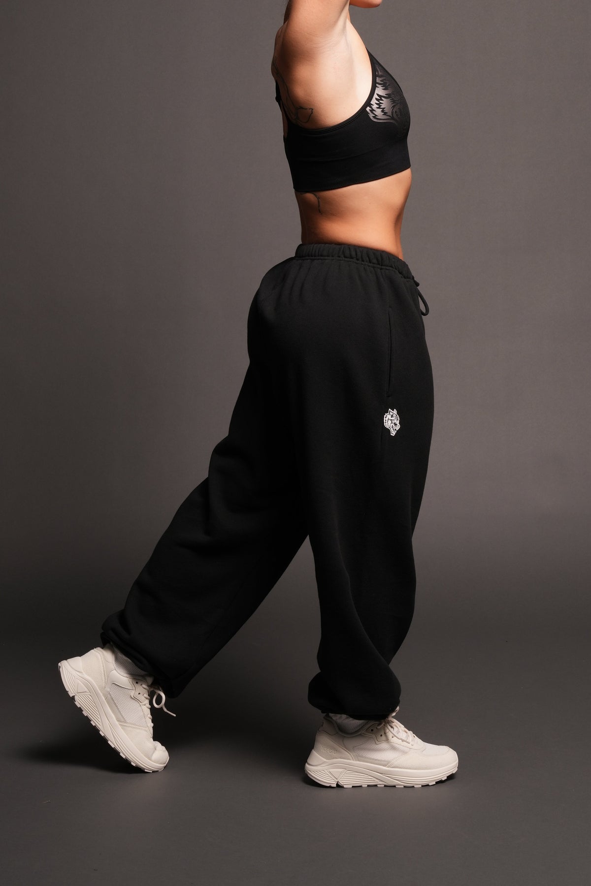 Dual Lightweight Lounger Sweat Pants In Black - imagem 6