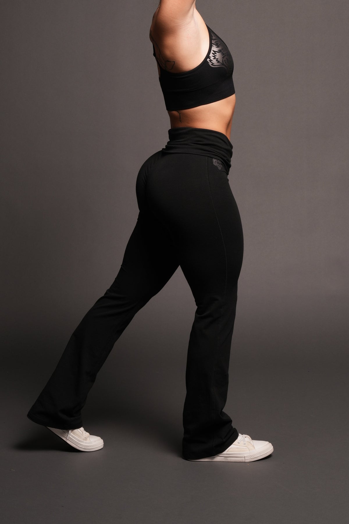 Dual Romy Foldover Pants In Black - imagem 6