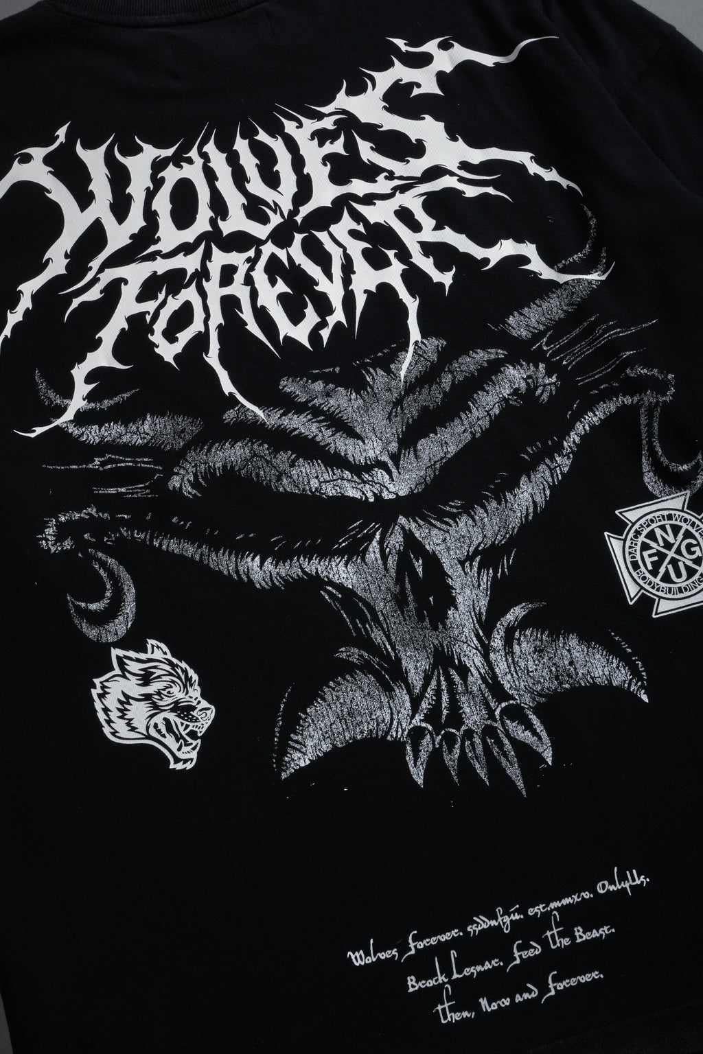 Feed the Beast Premium Oversized Tee in Black — imagem 11