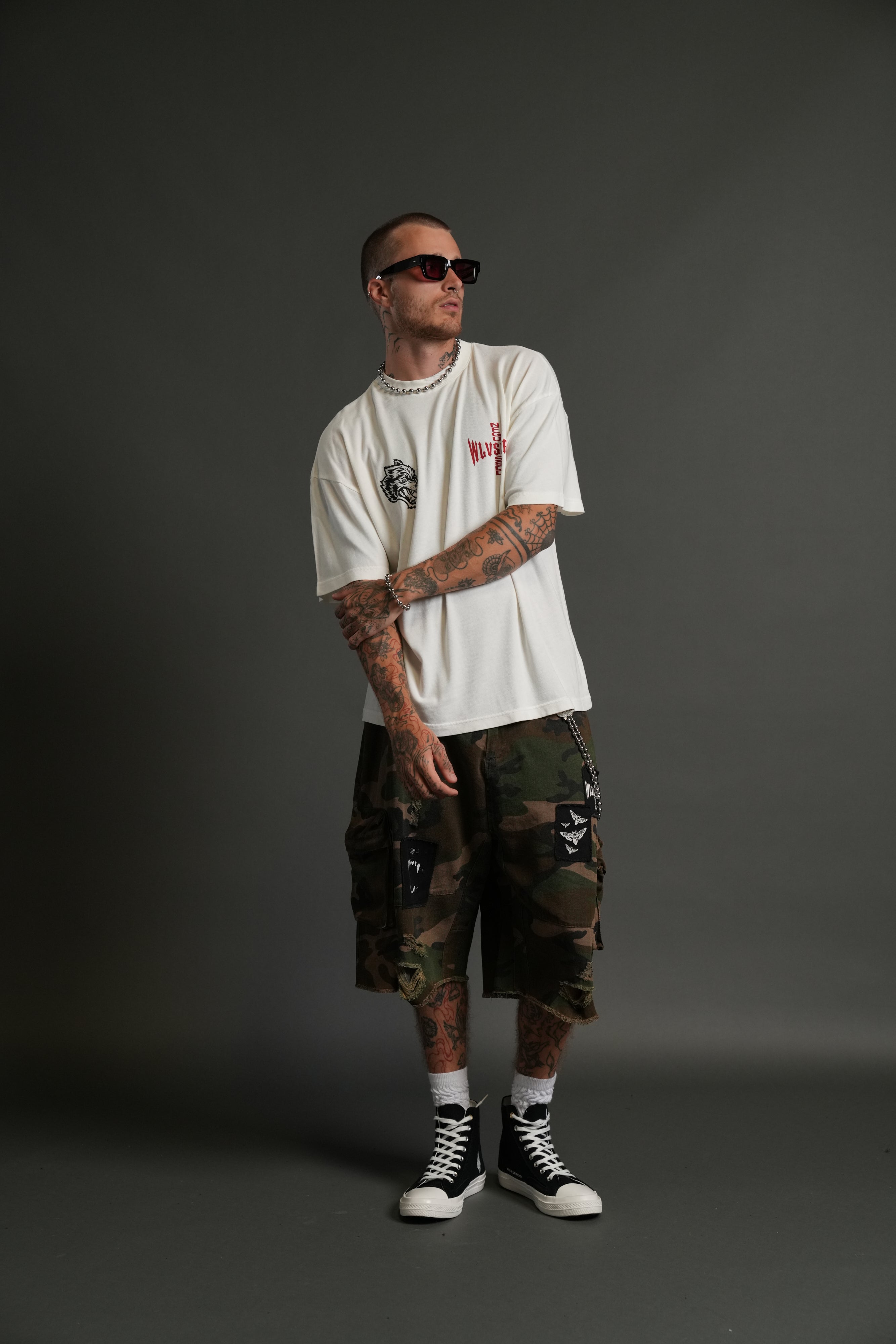 Born Darc "Premium" Oversized Tee in Cream — imagem 5