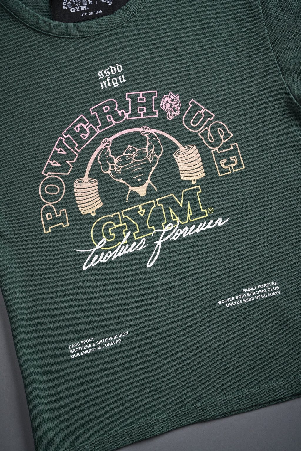 Wolves House "Baby" Tee in Norse Green — imagem 6