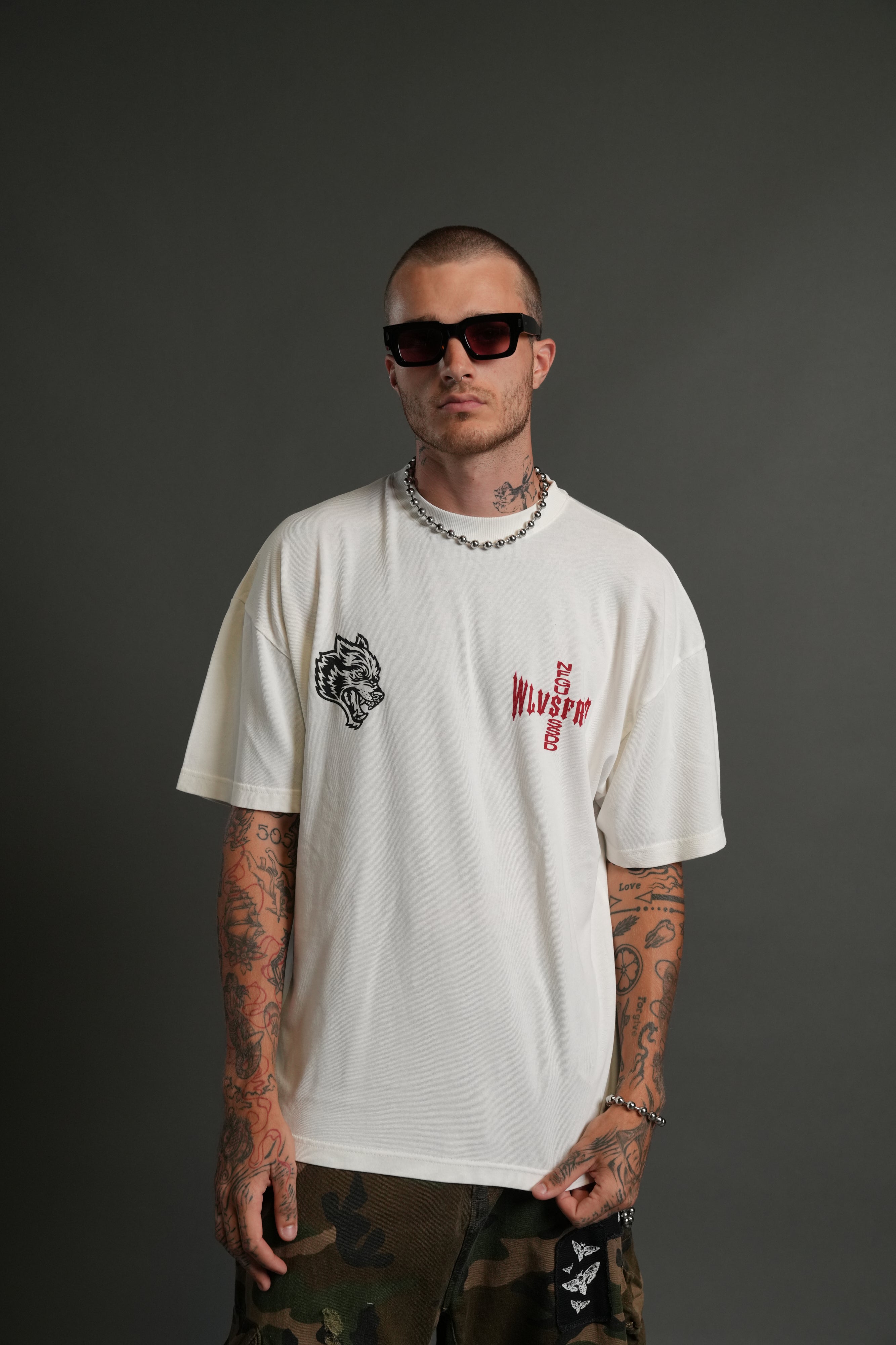 Born Darc "Premium" Oversized Tee in Cream — imagem 2