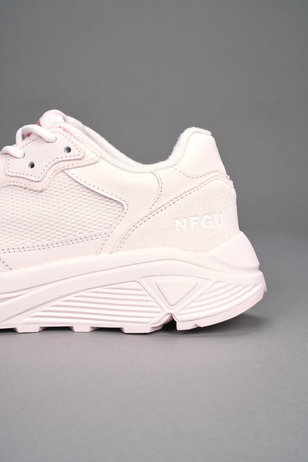 Run-1 Shoes in Cloud Pink — imagem 11