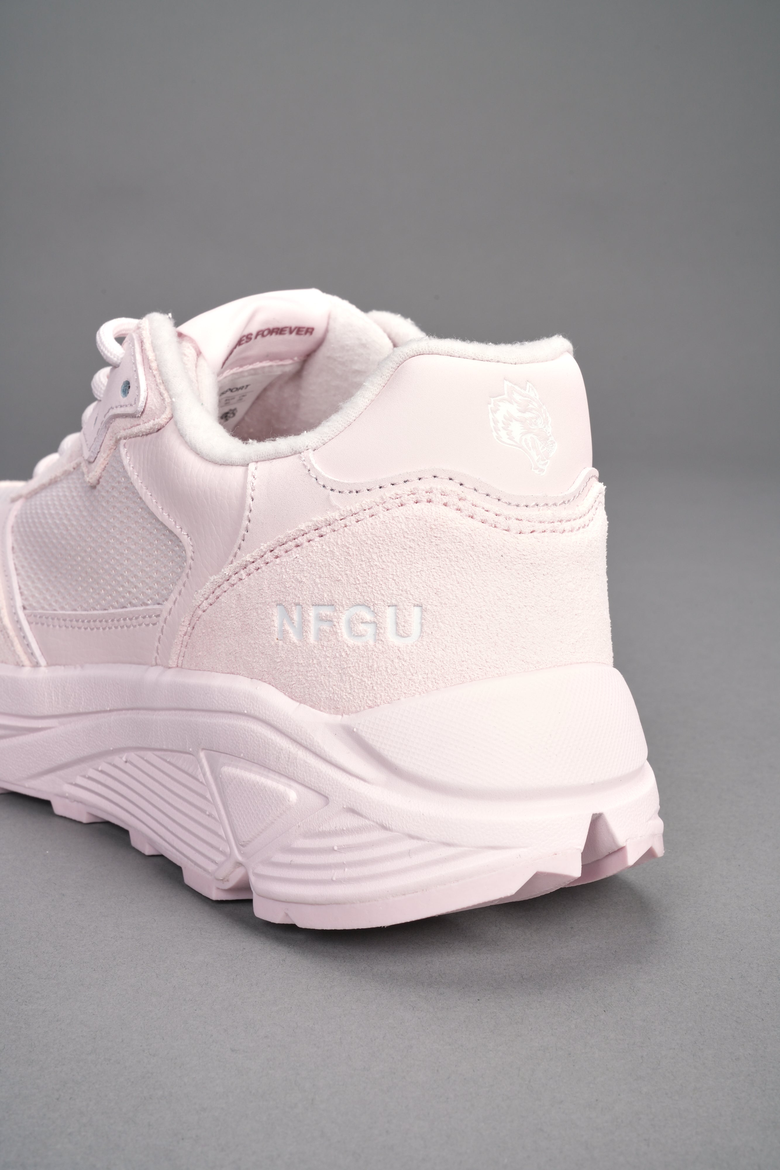 Run-1 Shoes in Cloud Pink — imagem 8