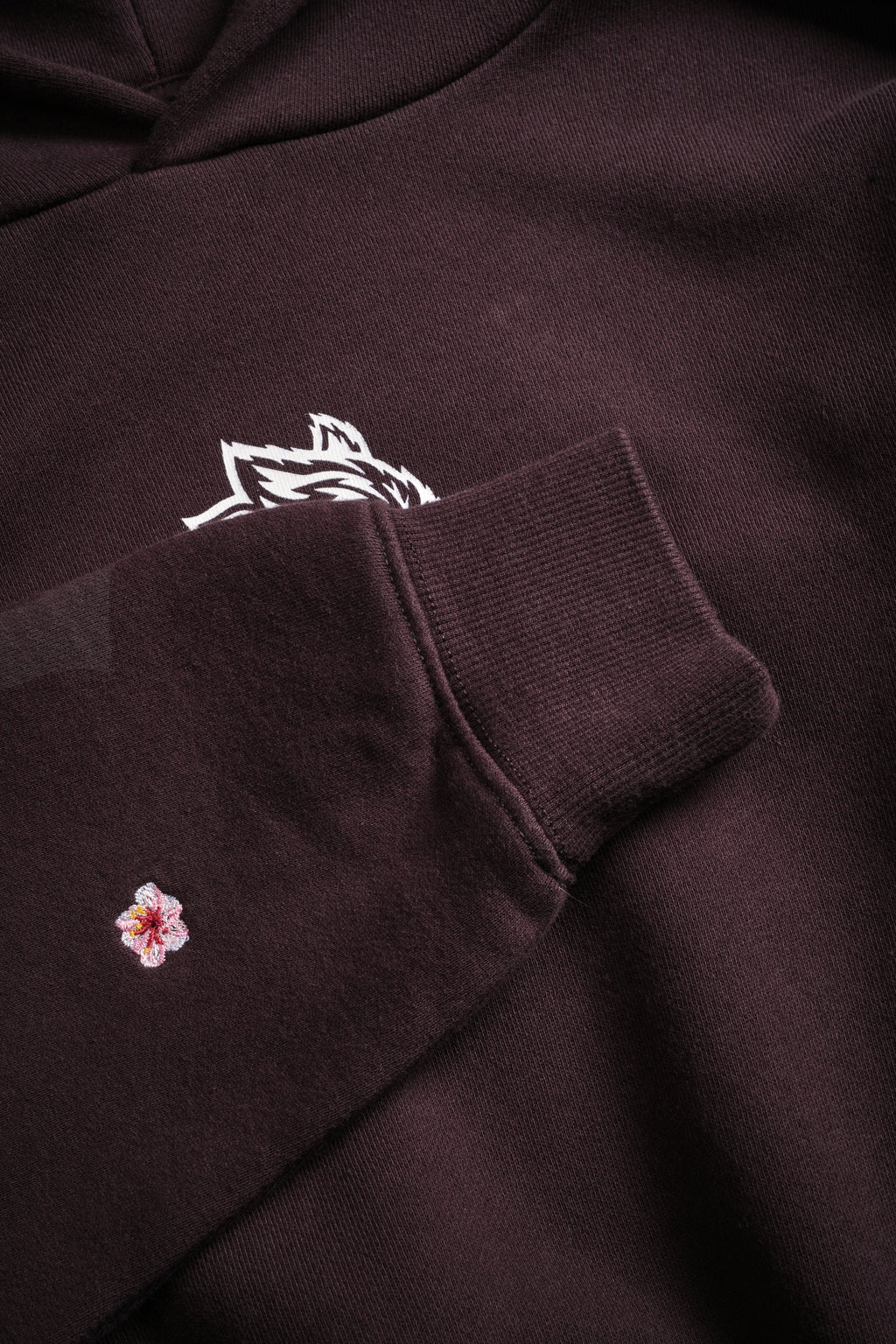 Blossom Forever "Rose" Hoodie in Darc Garnet — imagem 8