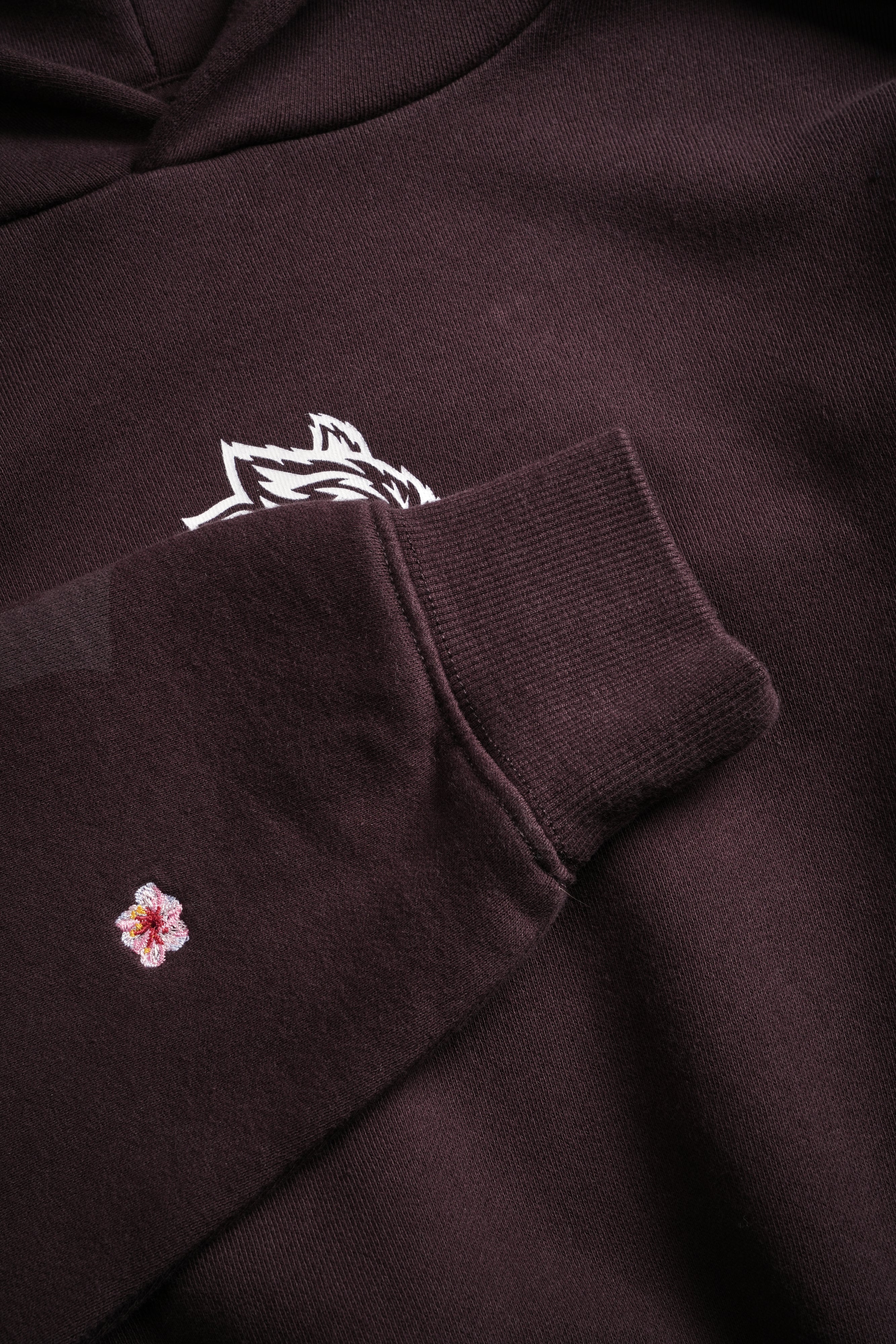 Blossom Forever "Rose" Hoodie in Darc Garnet — imagem 8