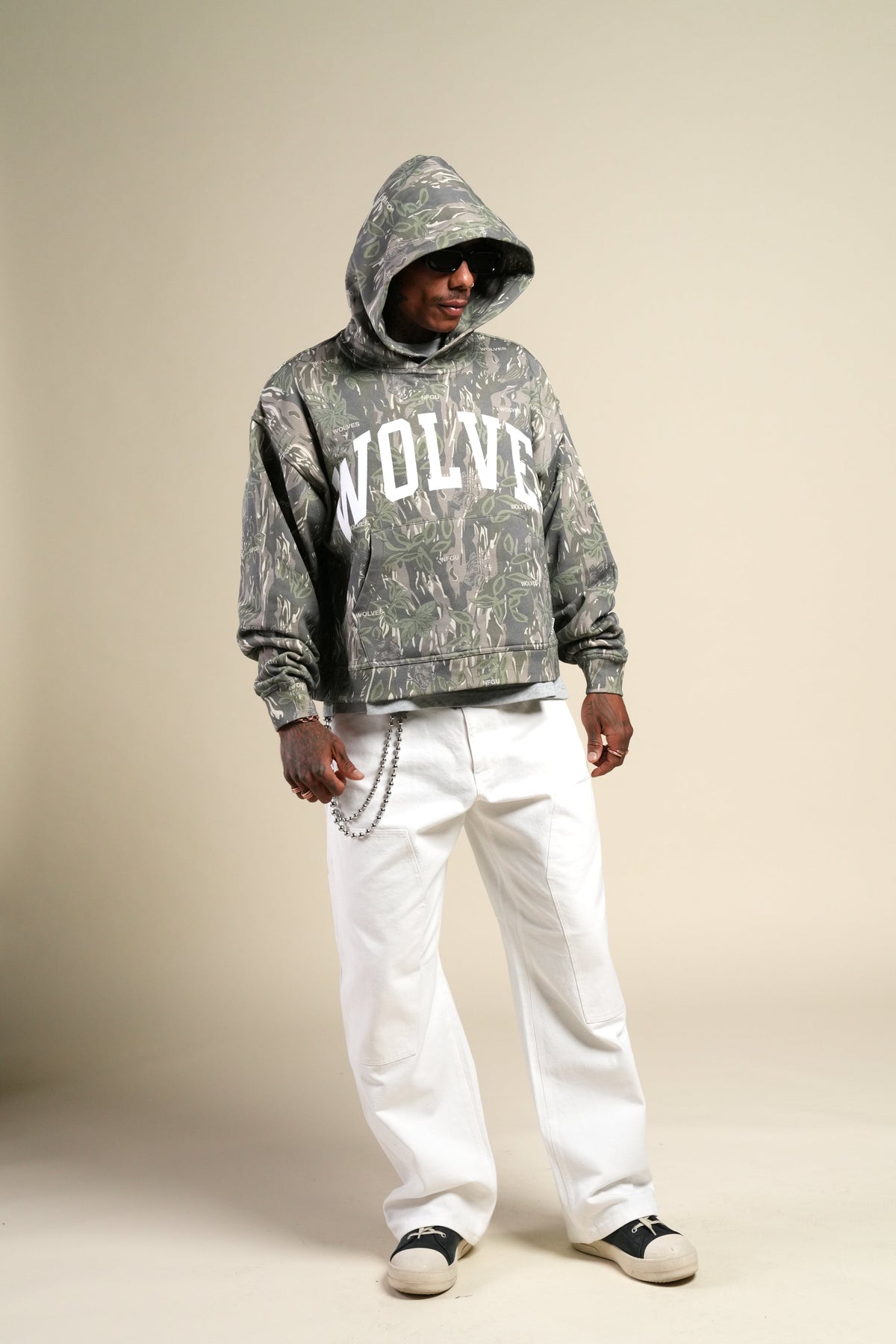 Only Loyalty Box Cut "Pierce" Hoodie in Norse Camo — imagem 14