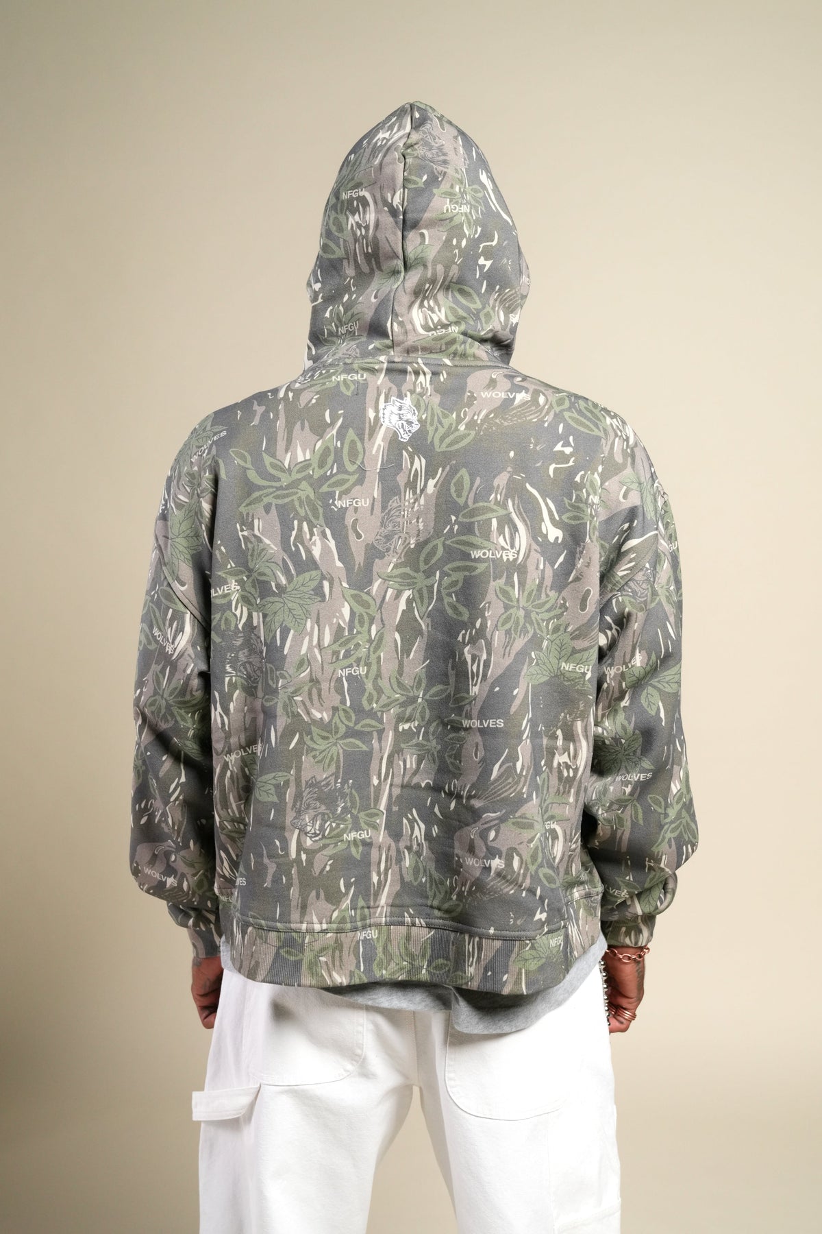 Only Loyalty Box Cut "Pierce" Hoodie in Norse Camo — imagem 2