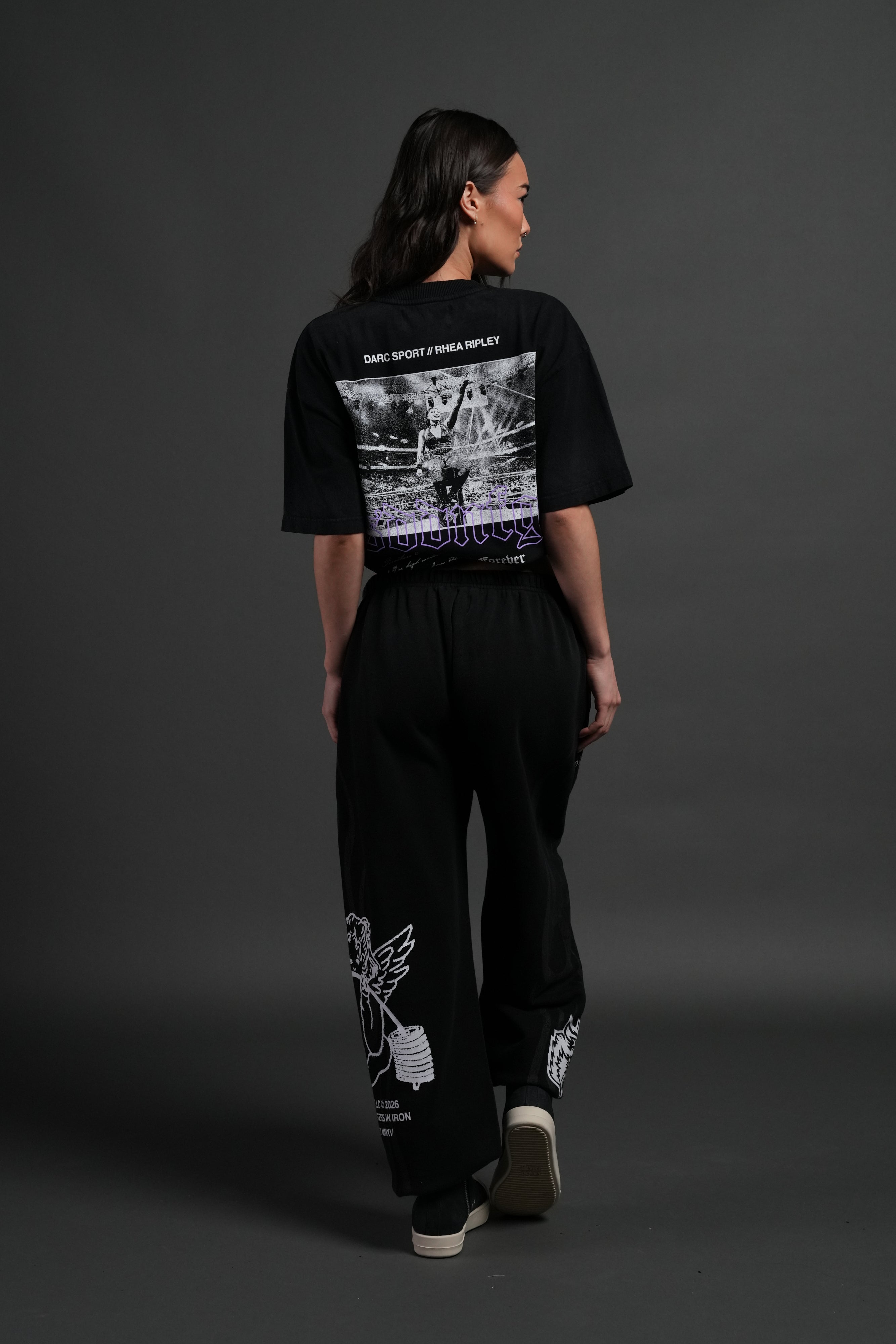 Rhea Forever Grunge Tee in Black Drift Wash — imagem 6