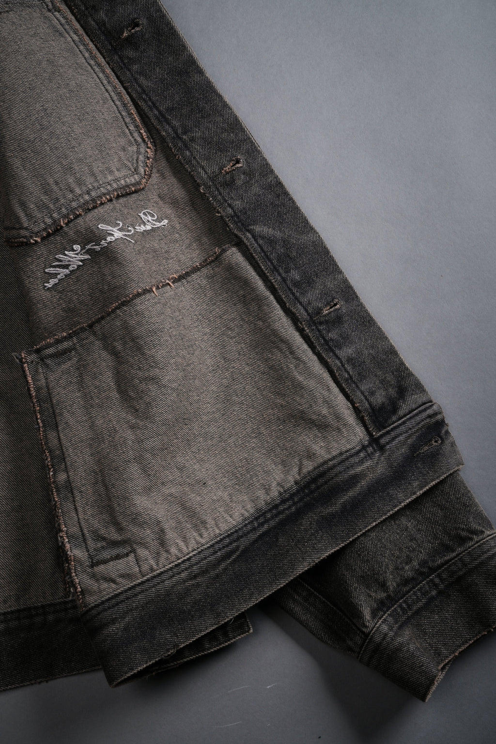 Darc Sport Wolves Jax Denim Jacket in Mojave Brown - imagem 19