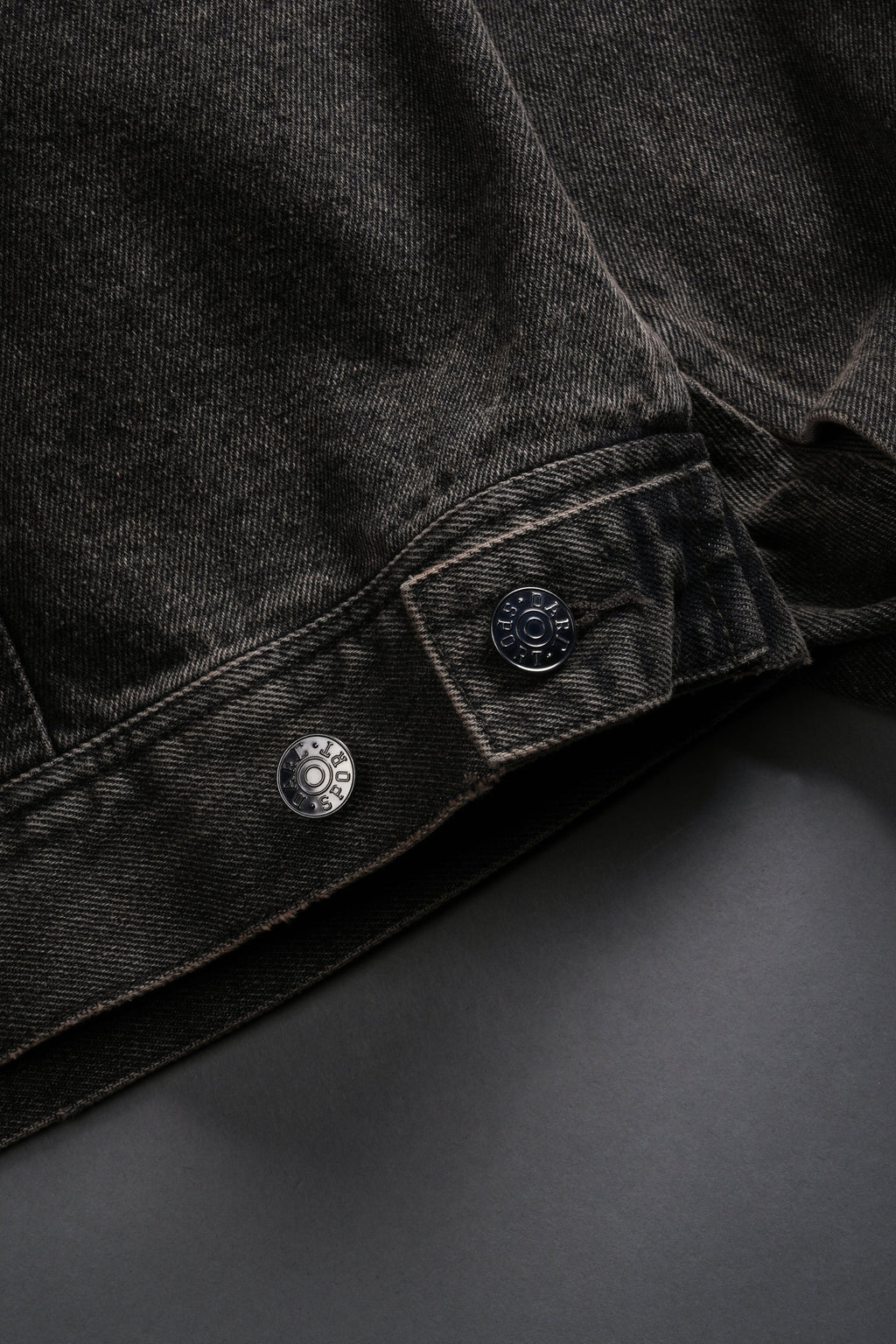 Darc Sport Wolves Jax Denim Jacket in Mojave Brown - imagem 21