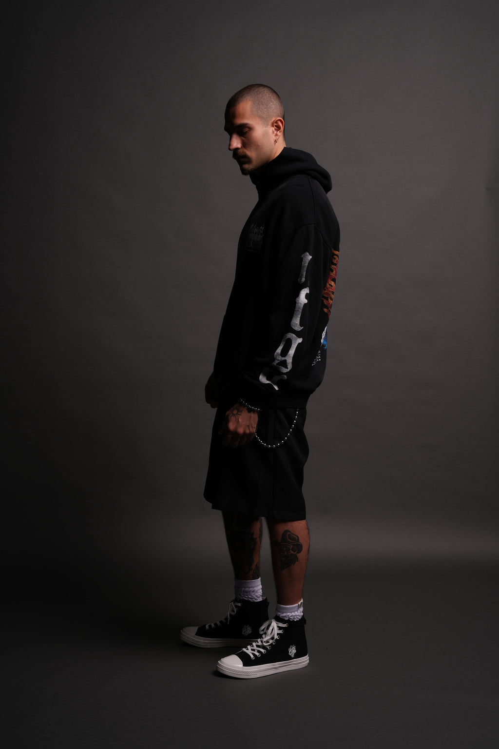 Death Wolf "Pierce" Hoodie in Black Spine Sun Fade — imagem 7
