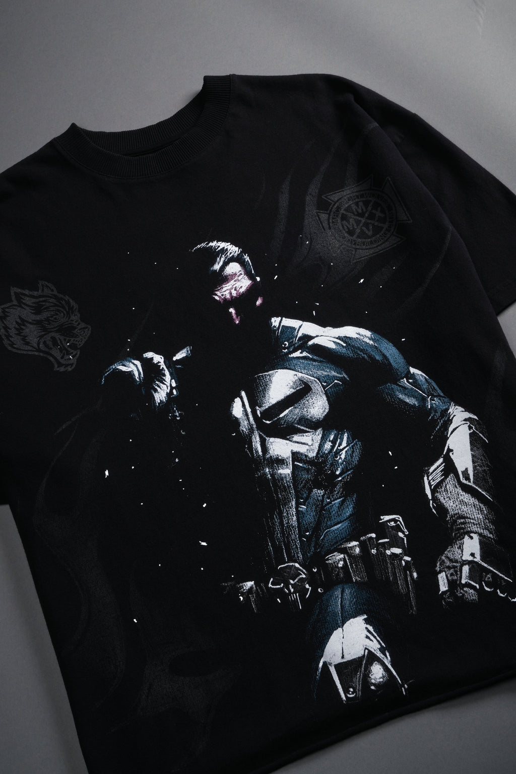 Punisher Grunge Mid-Length Raw Hem Tee in Black