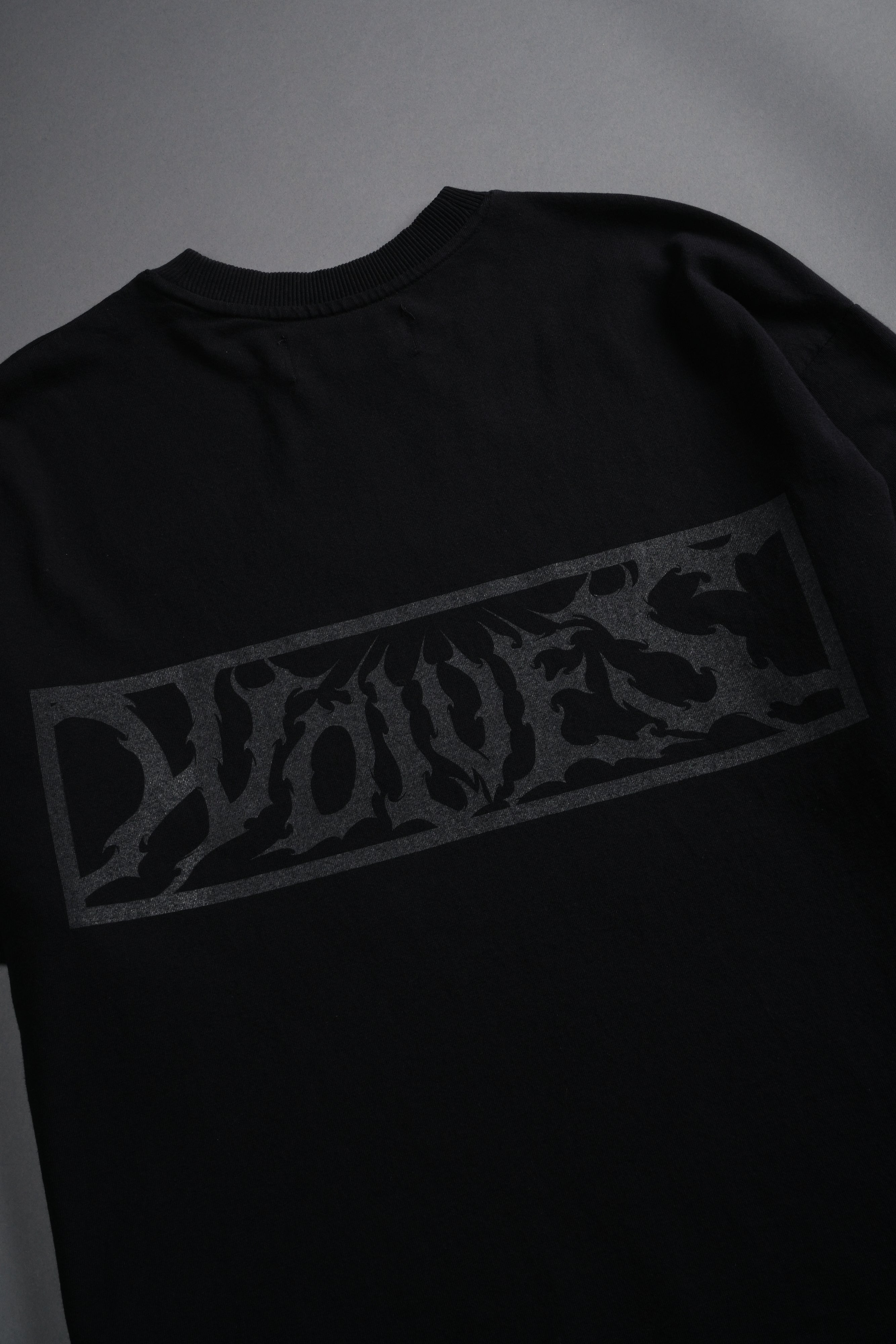 Punisher Grunge Mid-Length Raw Hem Tee in Black