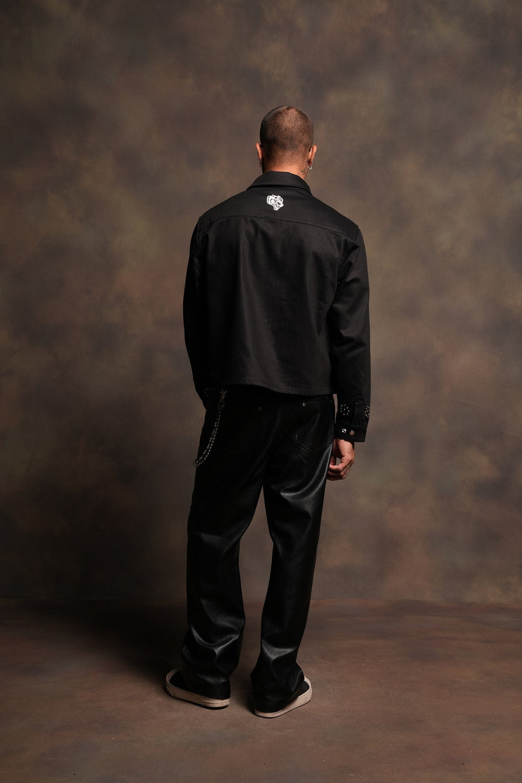 Nuestra Senora Ls Vince Shirt In Black