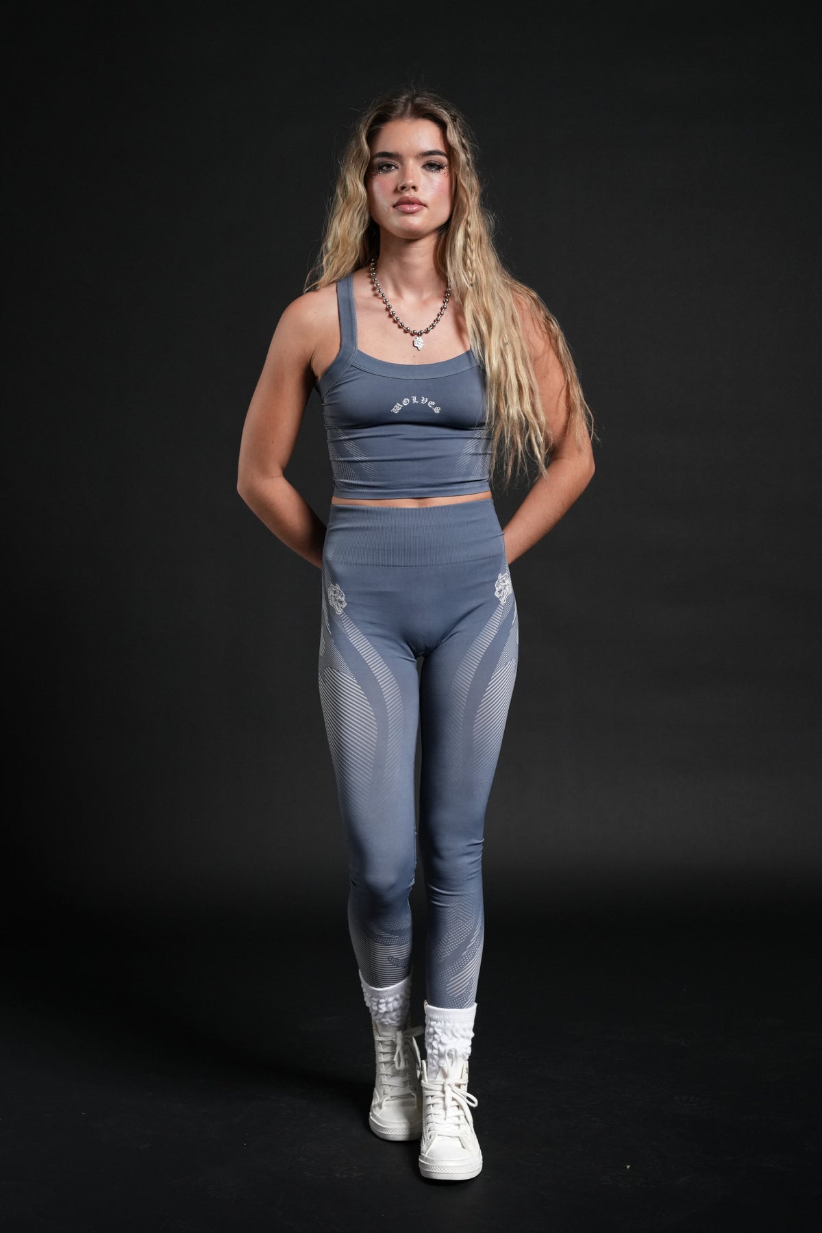 Moto Halftone Hannah Soft Seamless Tank in Charcoal Blue - imagem 3