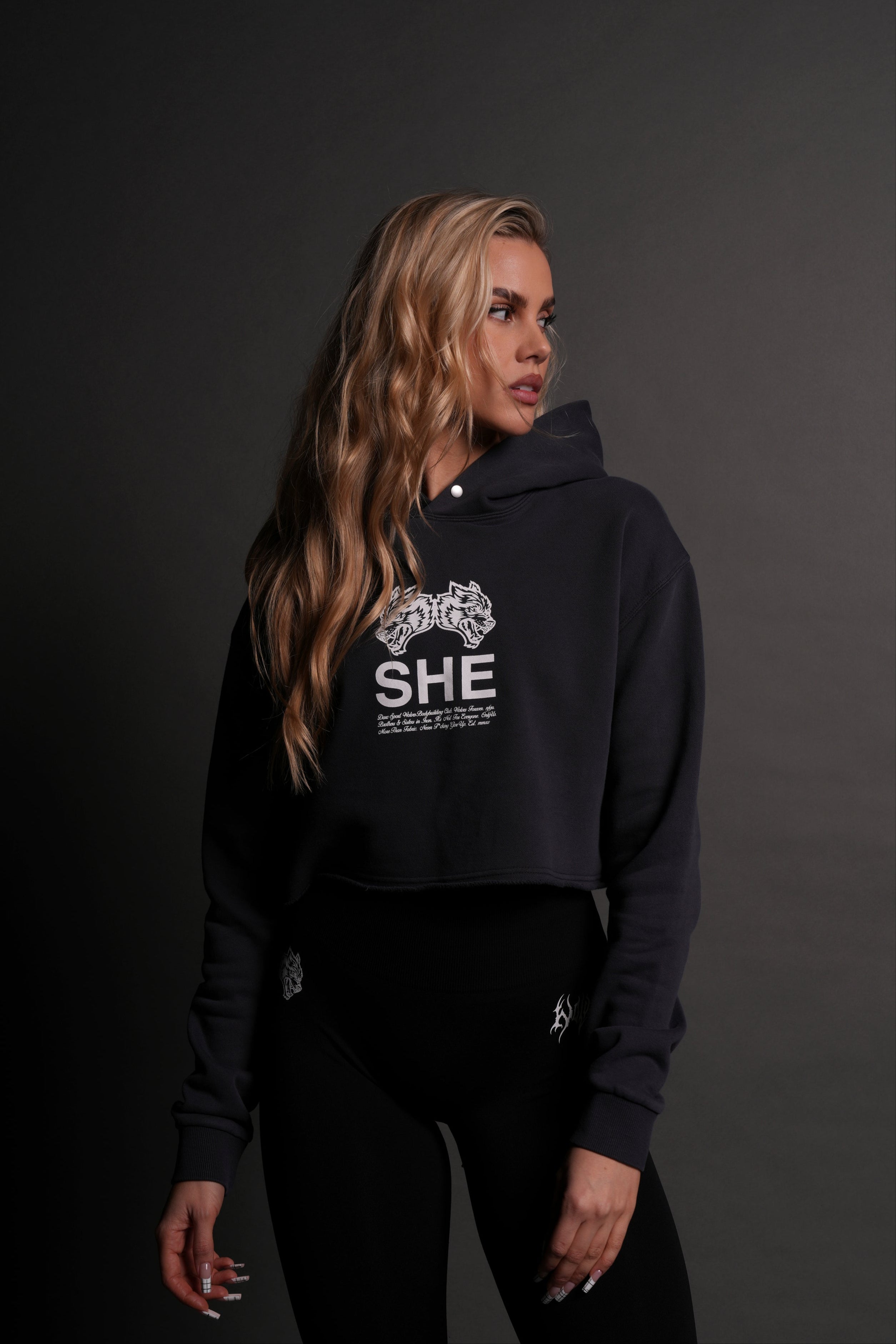 Gritty "Pierce" (Cropped) Hoodie in Midnight Blue — imagem 1